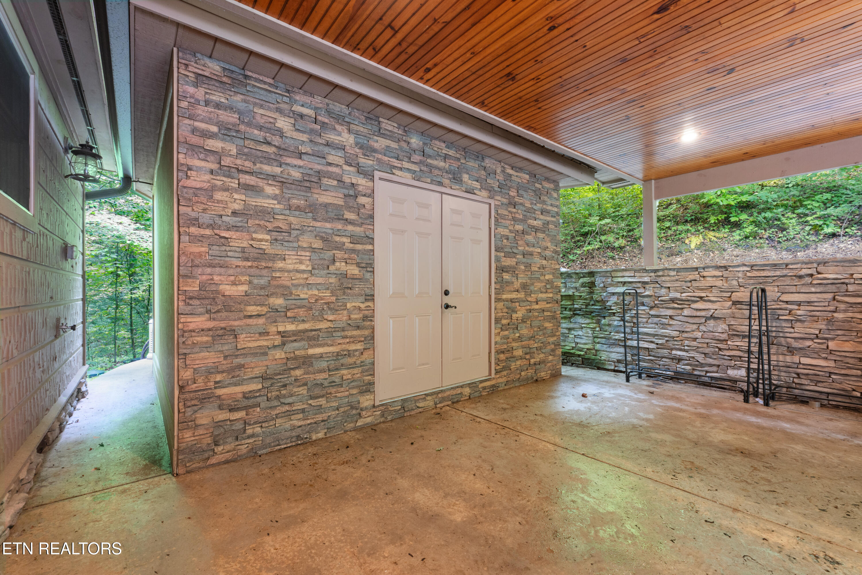 724 Tanasi Trail Townsend TN 37882