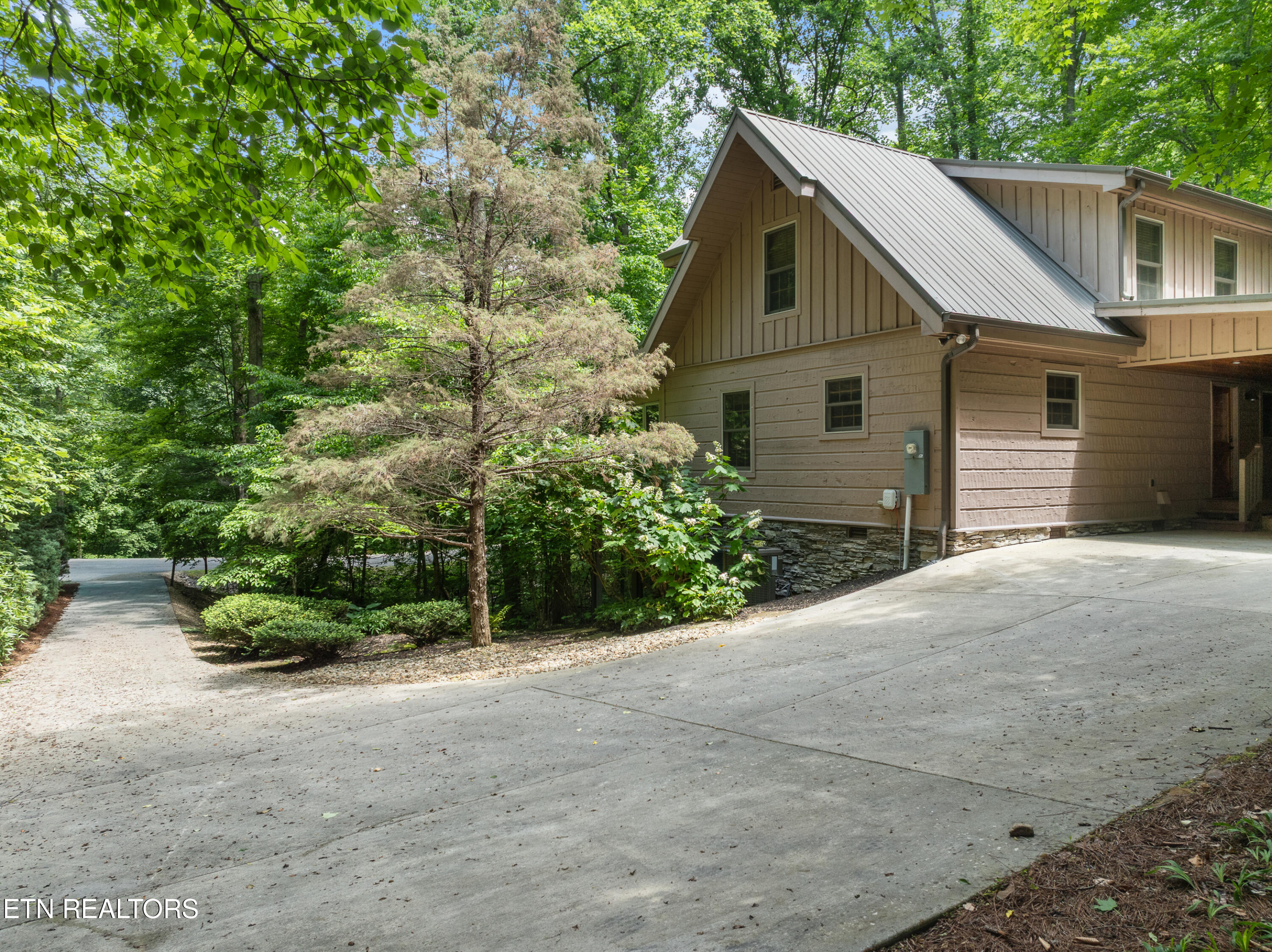 724 Tanasi Trail Townsend TN 37882