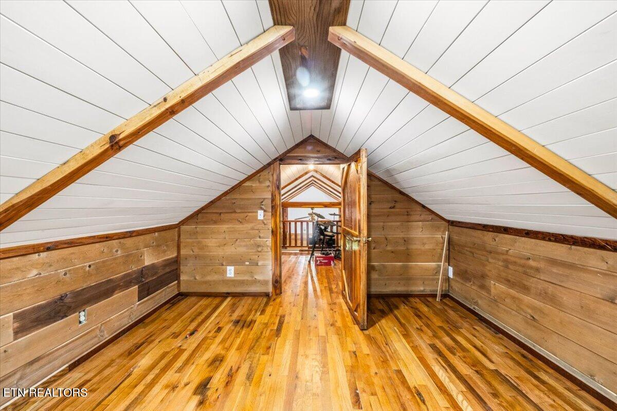 696 Young Road Lafollette TN 37766