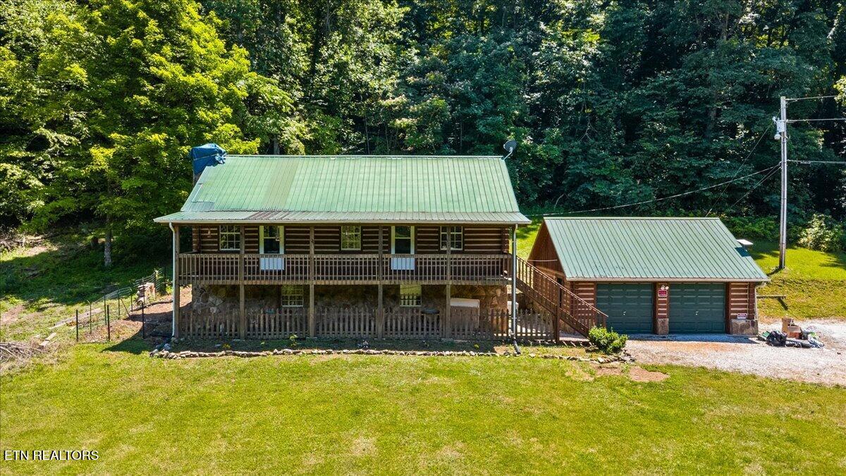 696 Young Road Lafollette TN 37766