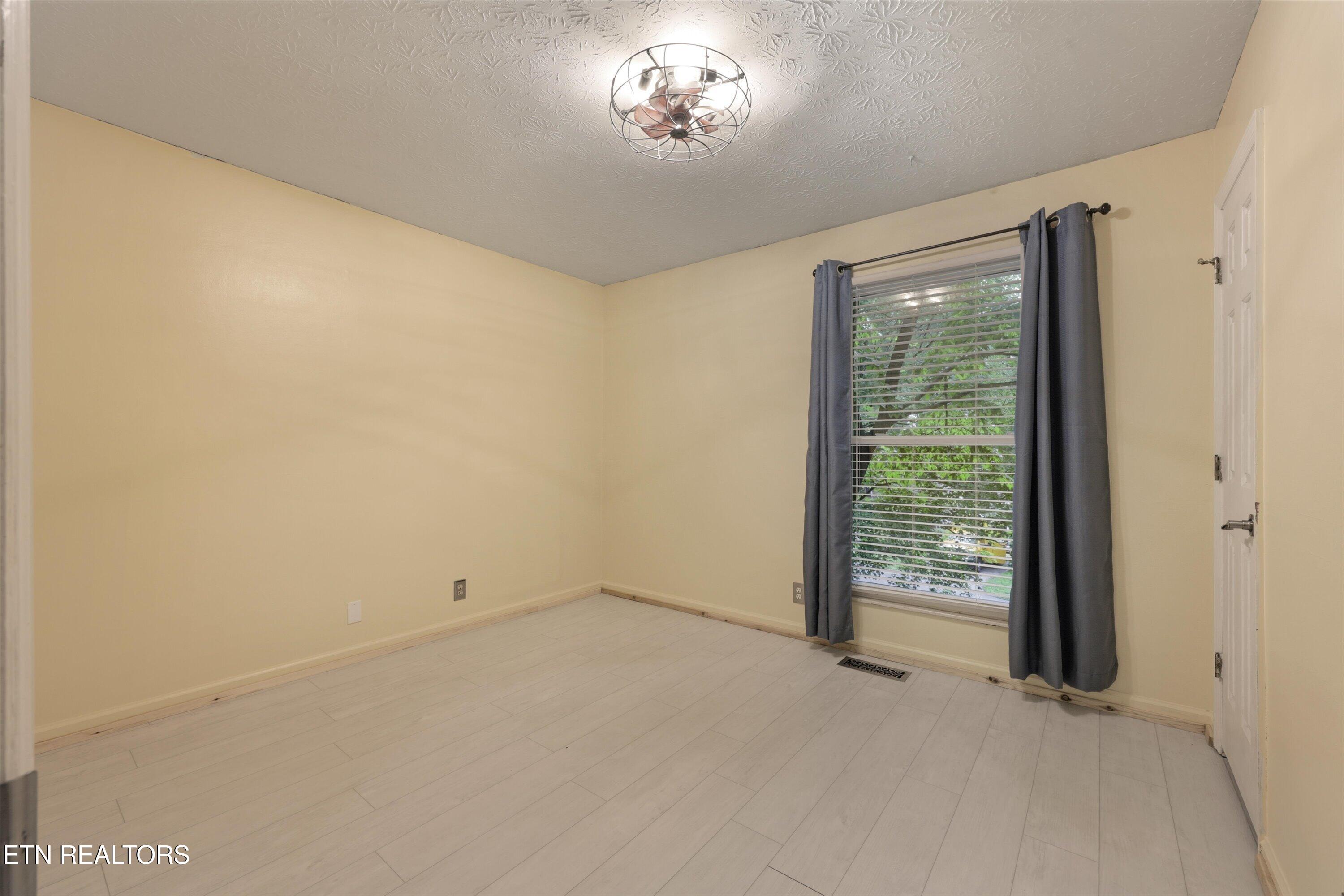 1117 Rain Tree Road Knoxville TN 37923