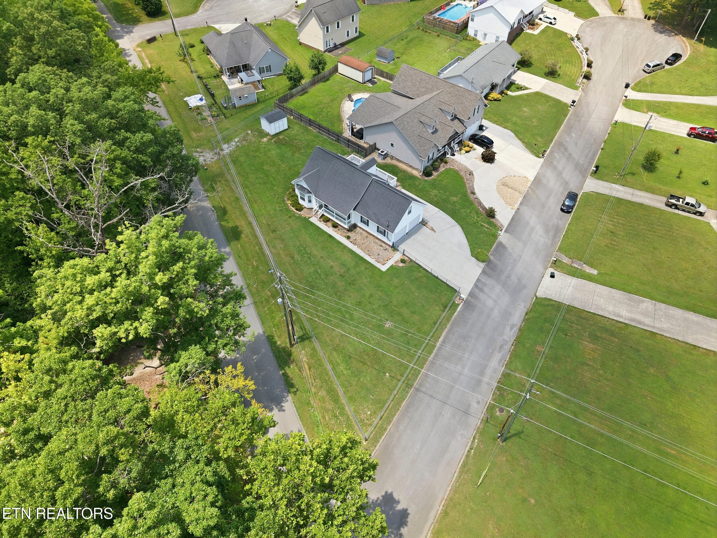 105 Aspen Lane Oliver Springs TN 37840