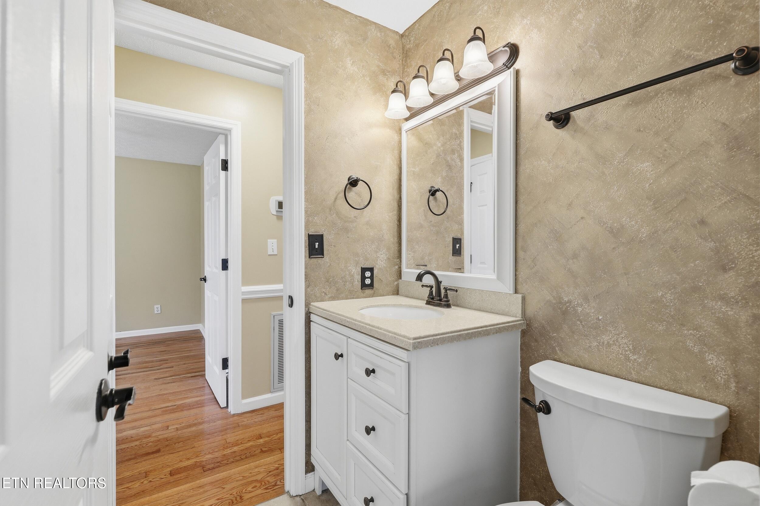 105 Aspen Lane Oliver Springs TN 37840