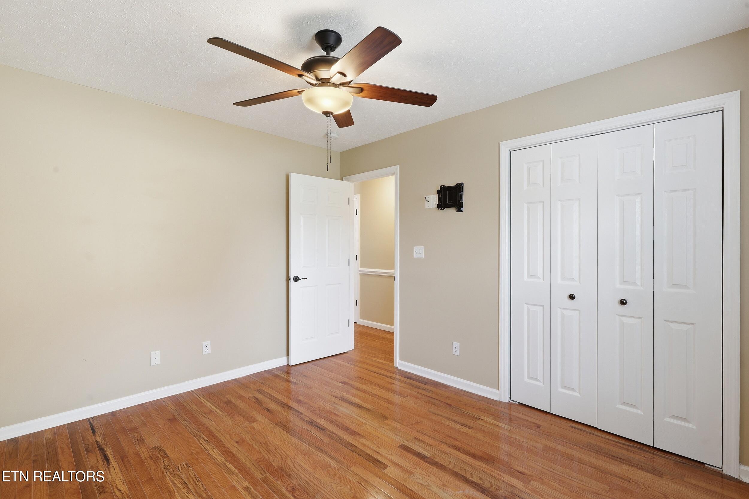 105 Aspen Lane Oliver Springs TN 37840