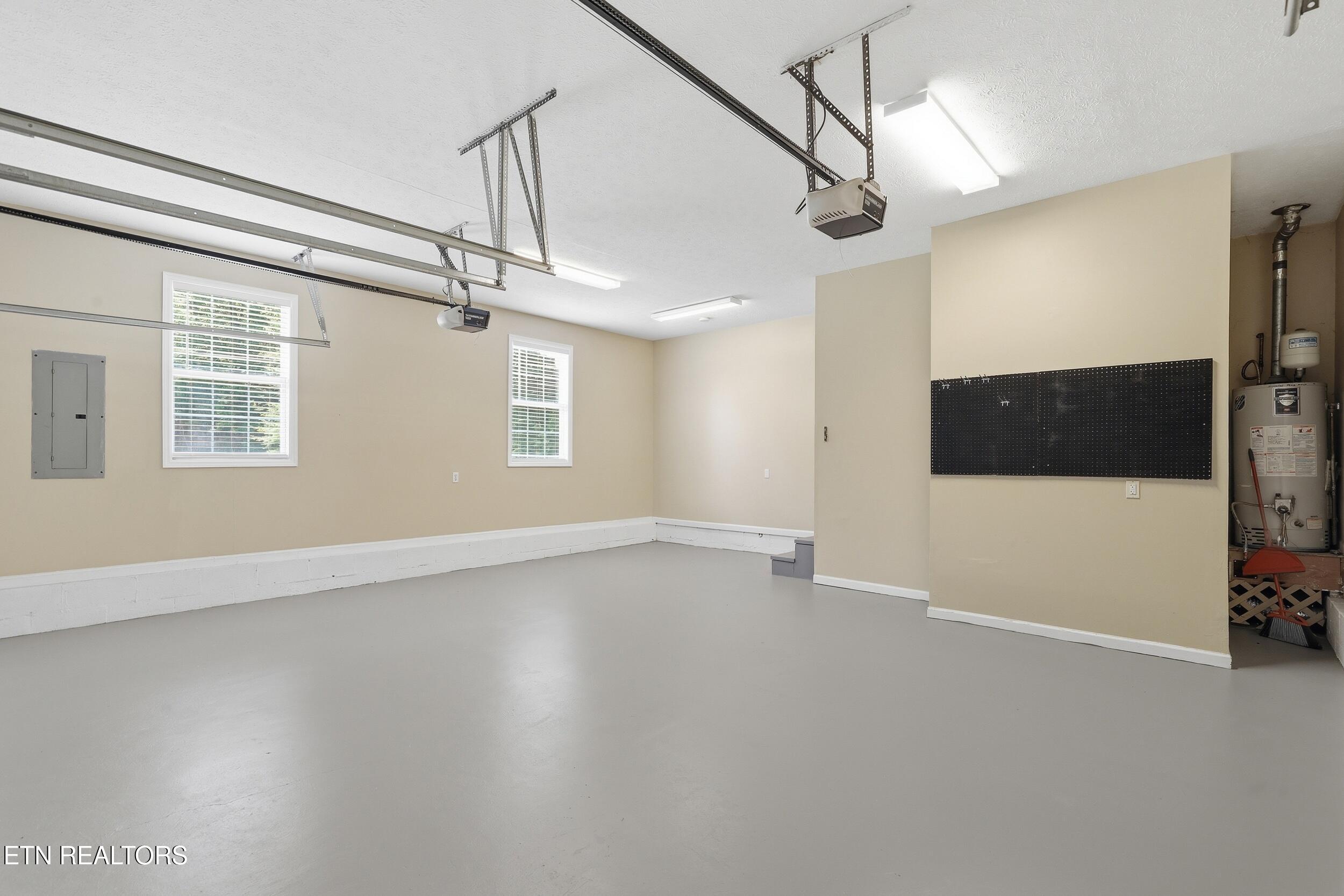 105 Aspen Lane Oliver Springs TN 37840