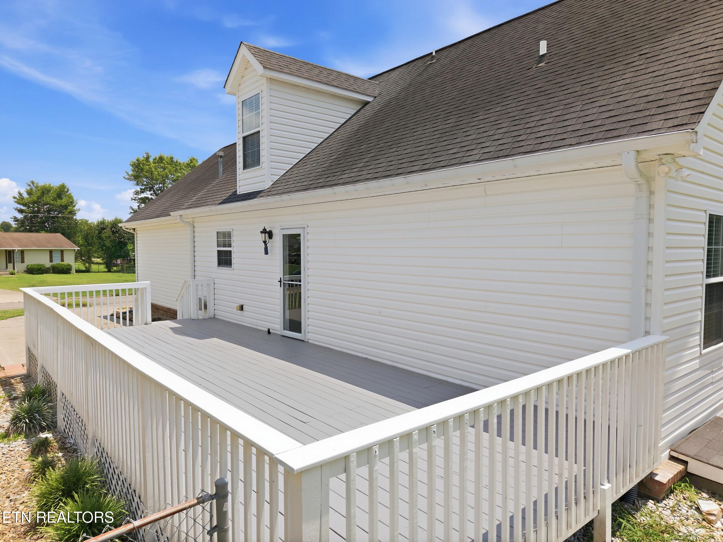 105 Aspen Lane Oliver Springs TN 37840