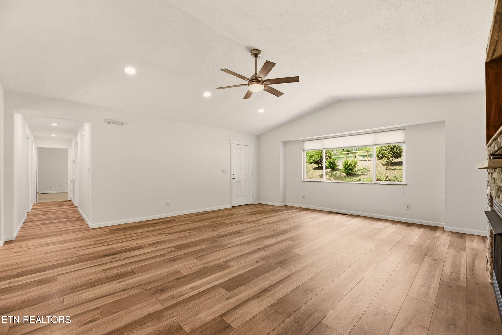 256 Mountain View Estates Caryville TN 37714
