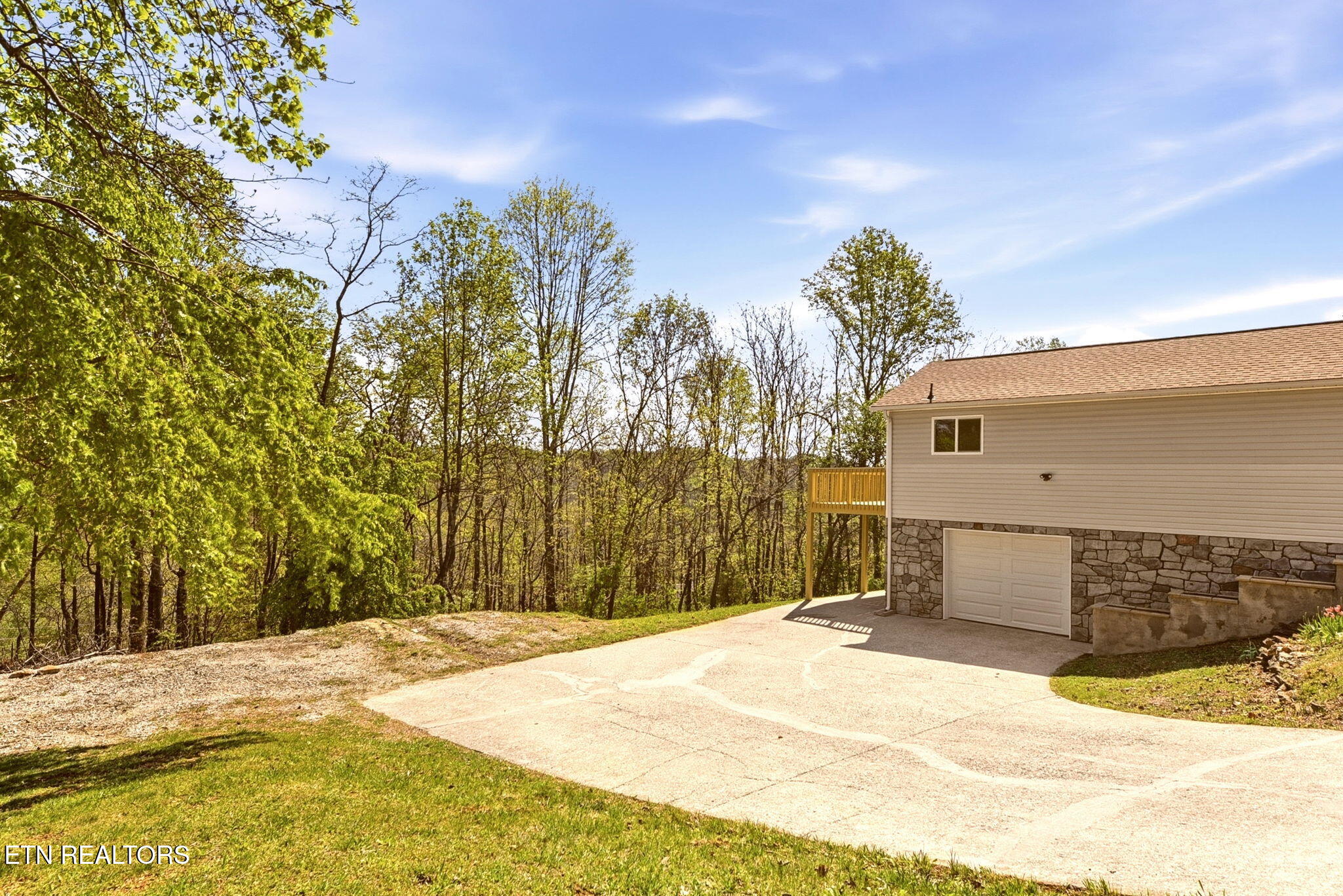 256 Mountain View Estates Caryville TN 37714