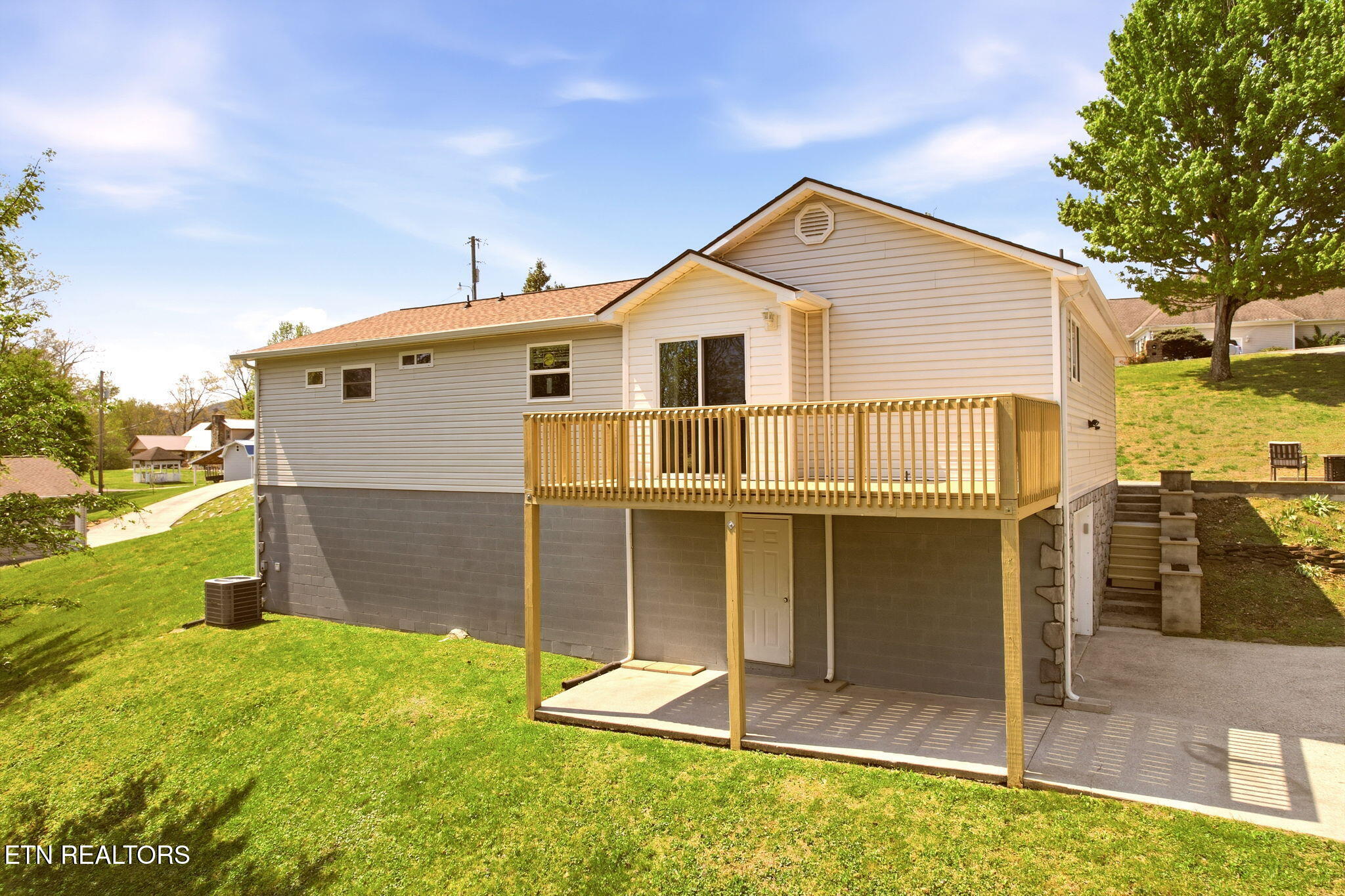 256 Mountain View Estates Caryville TN 37714