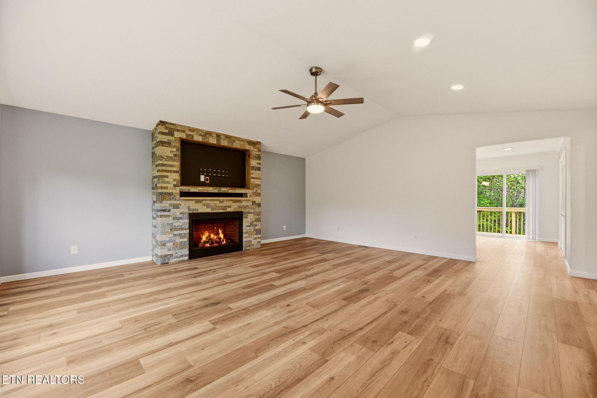 256 Mountain View Estates Caryville TN 37714