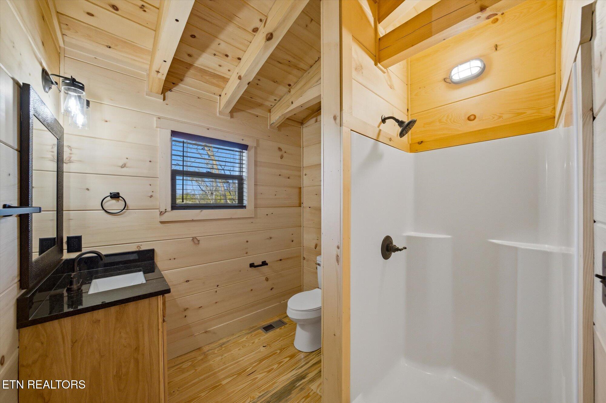 586 Chickasaw Gap Way Pigeon Forge TN 37863
