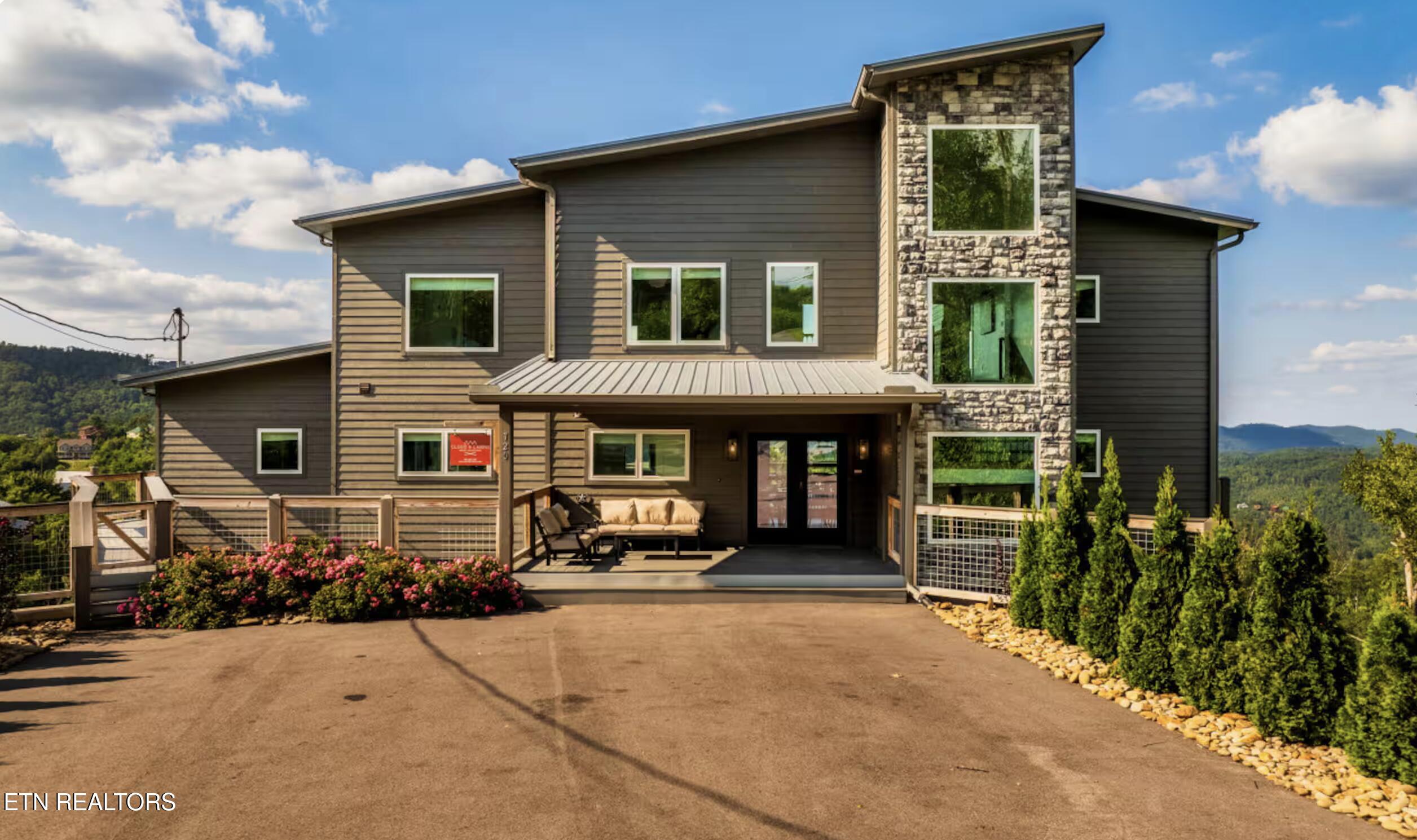 720 Short Ridge Court Gatlinburg TN 37738