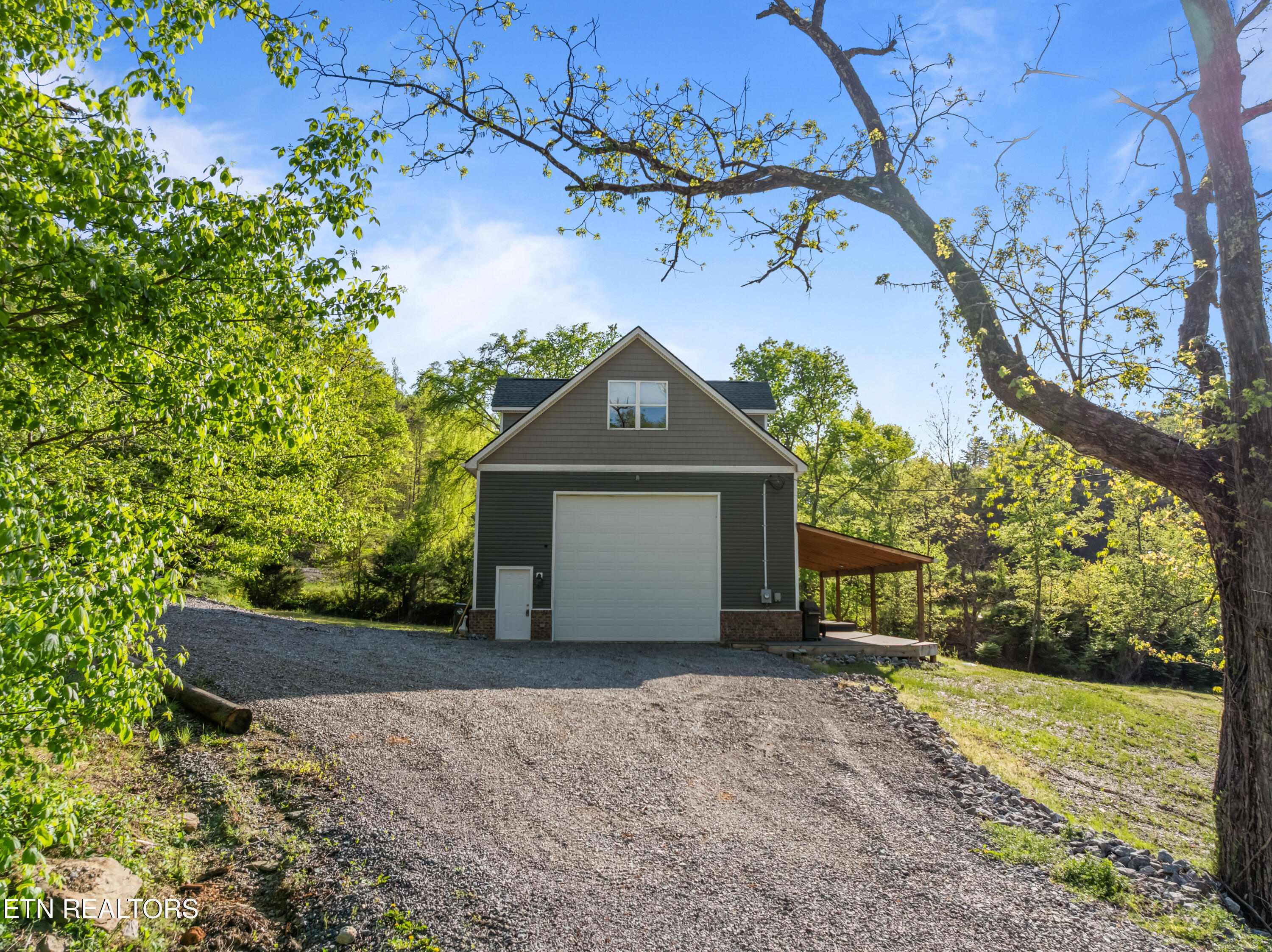 260 Shepard Lane Thorn Hill TN 37881