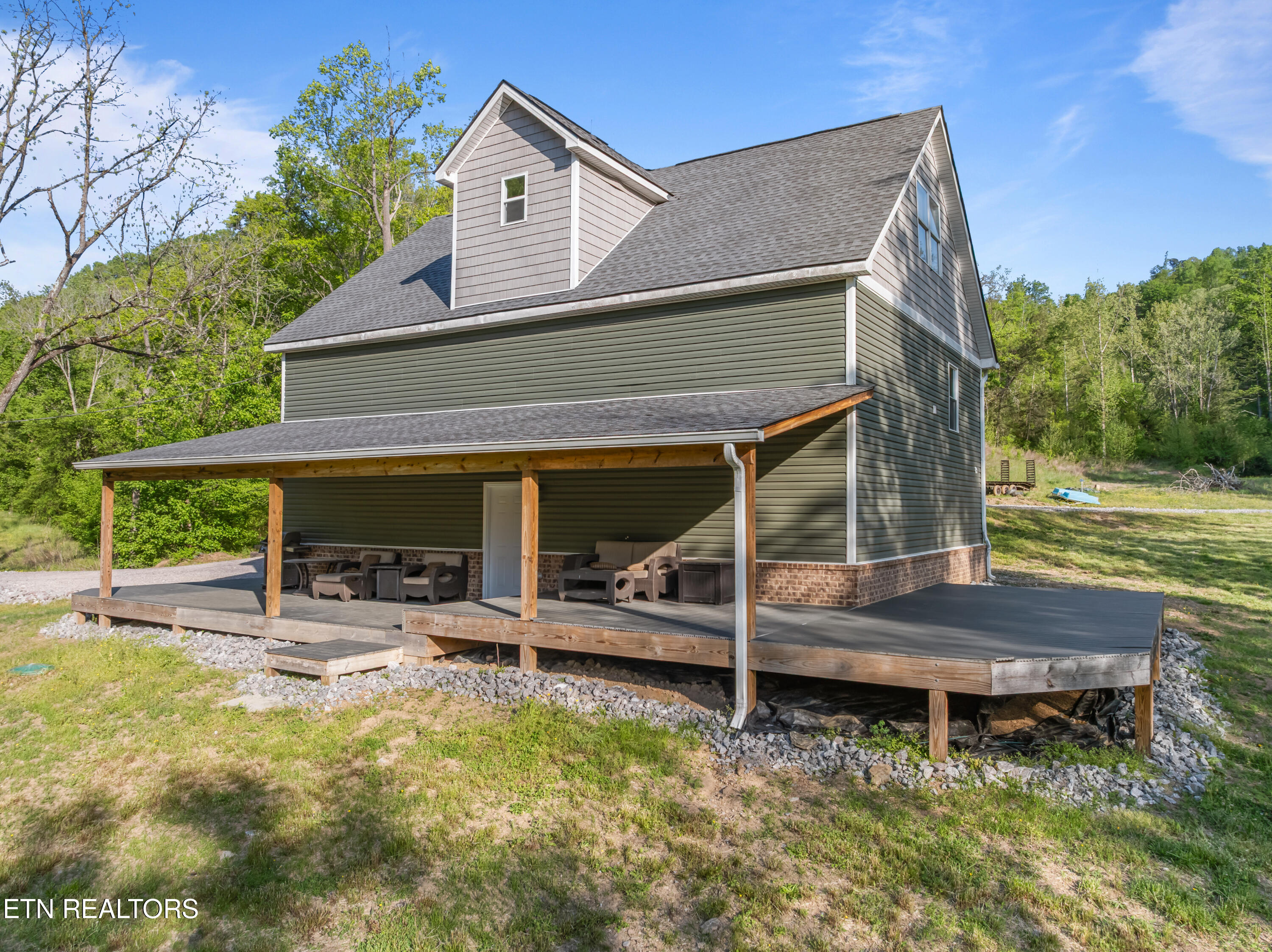 260 Shepard Lane Thorn Hill TN 37881