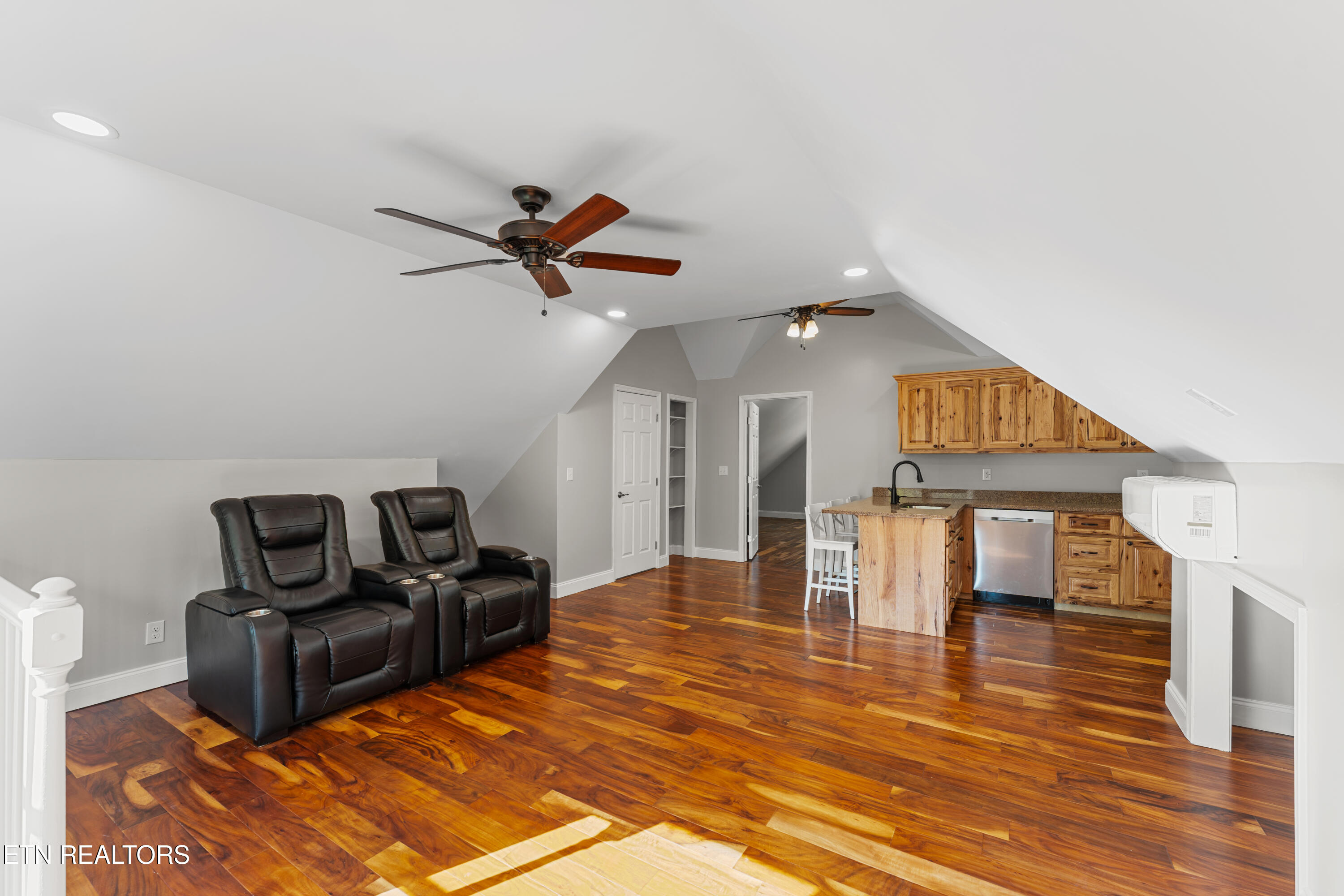 260 Shepard Lane Thorn Hill TN 37881