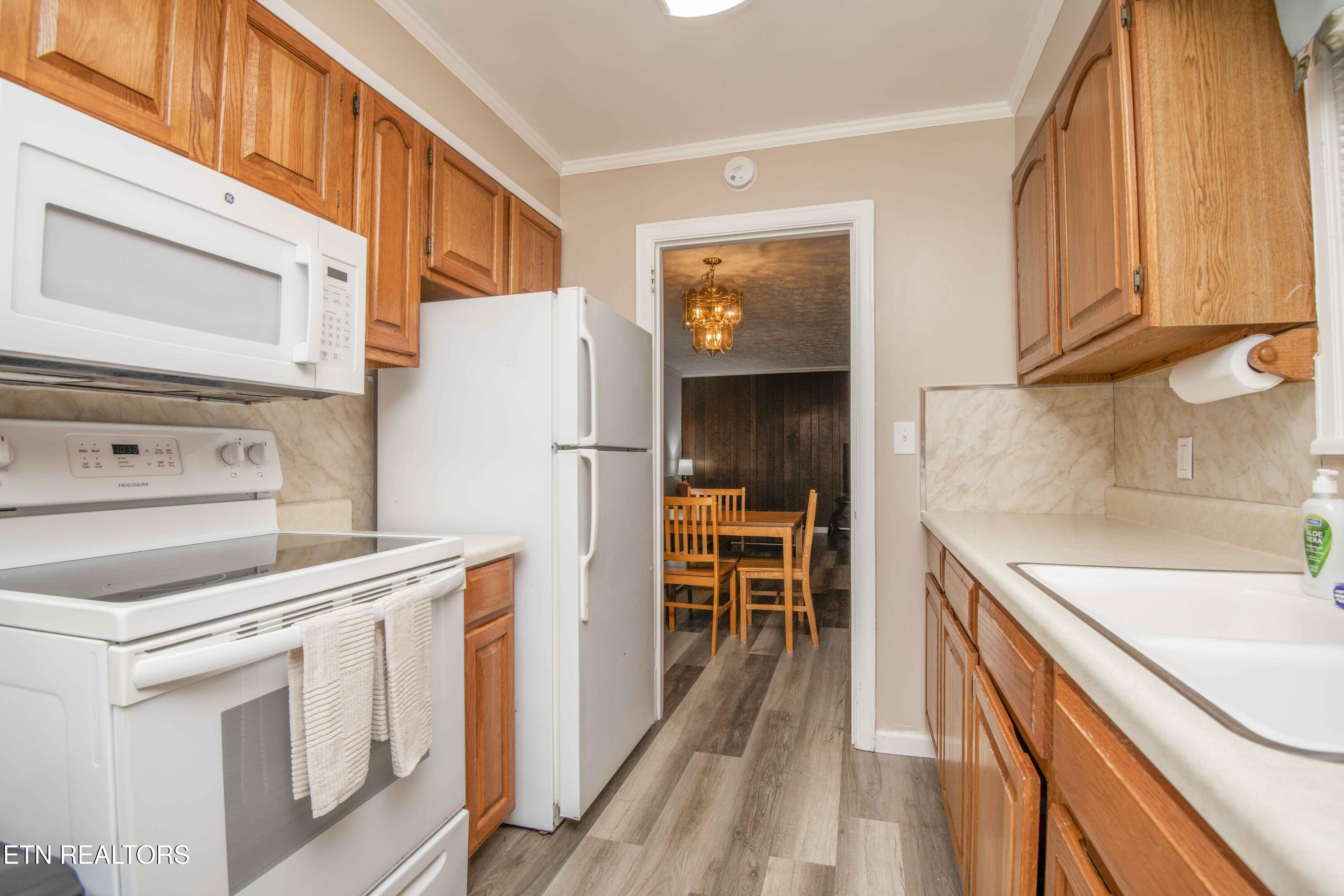 209 N Laurel Circle Knoxville TN 37912