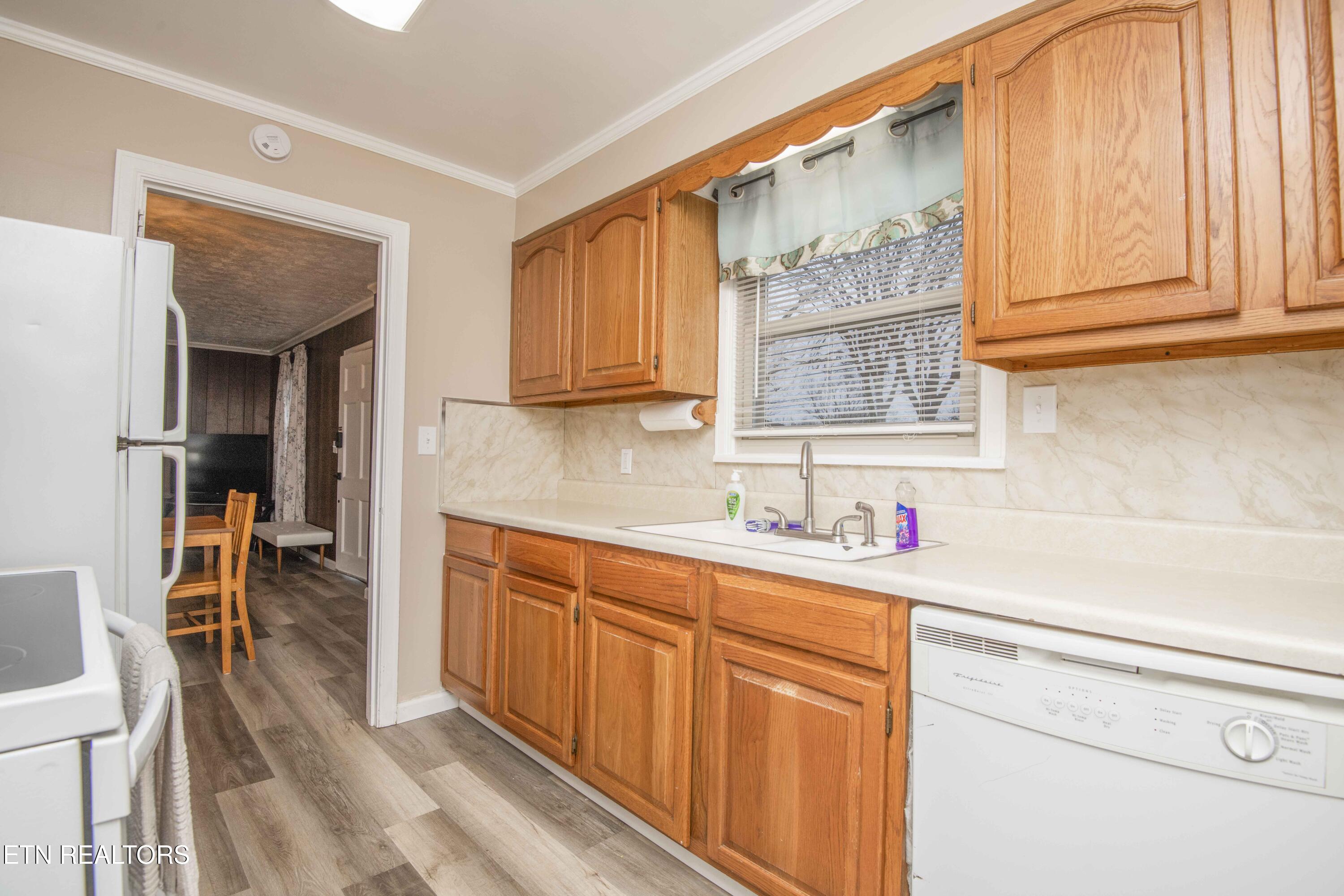 209 N Laurel Circle Knoxville TN 37912