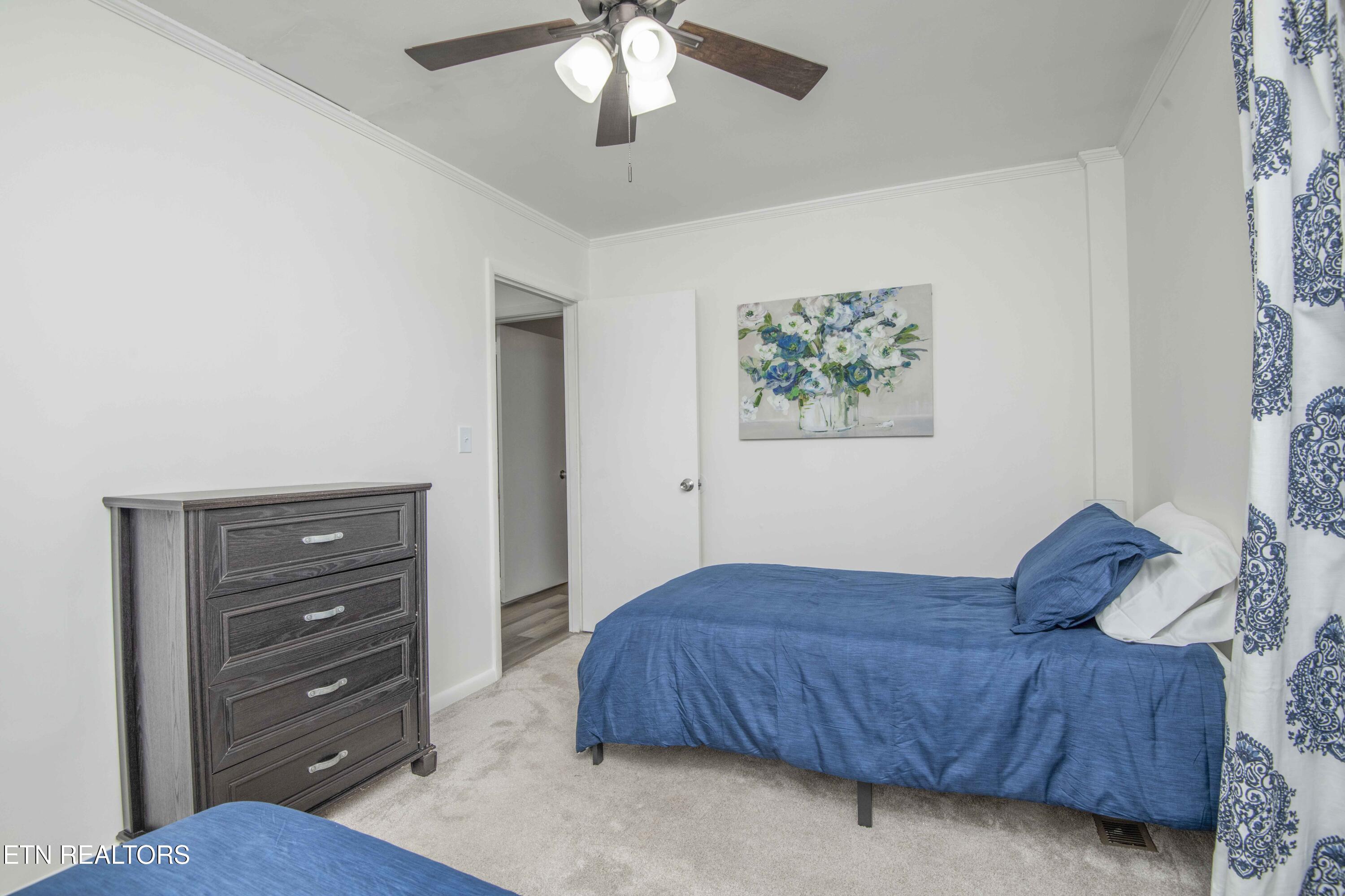 209 N Laurel Circle Knoxville TN 37912