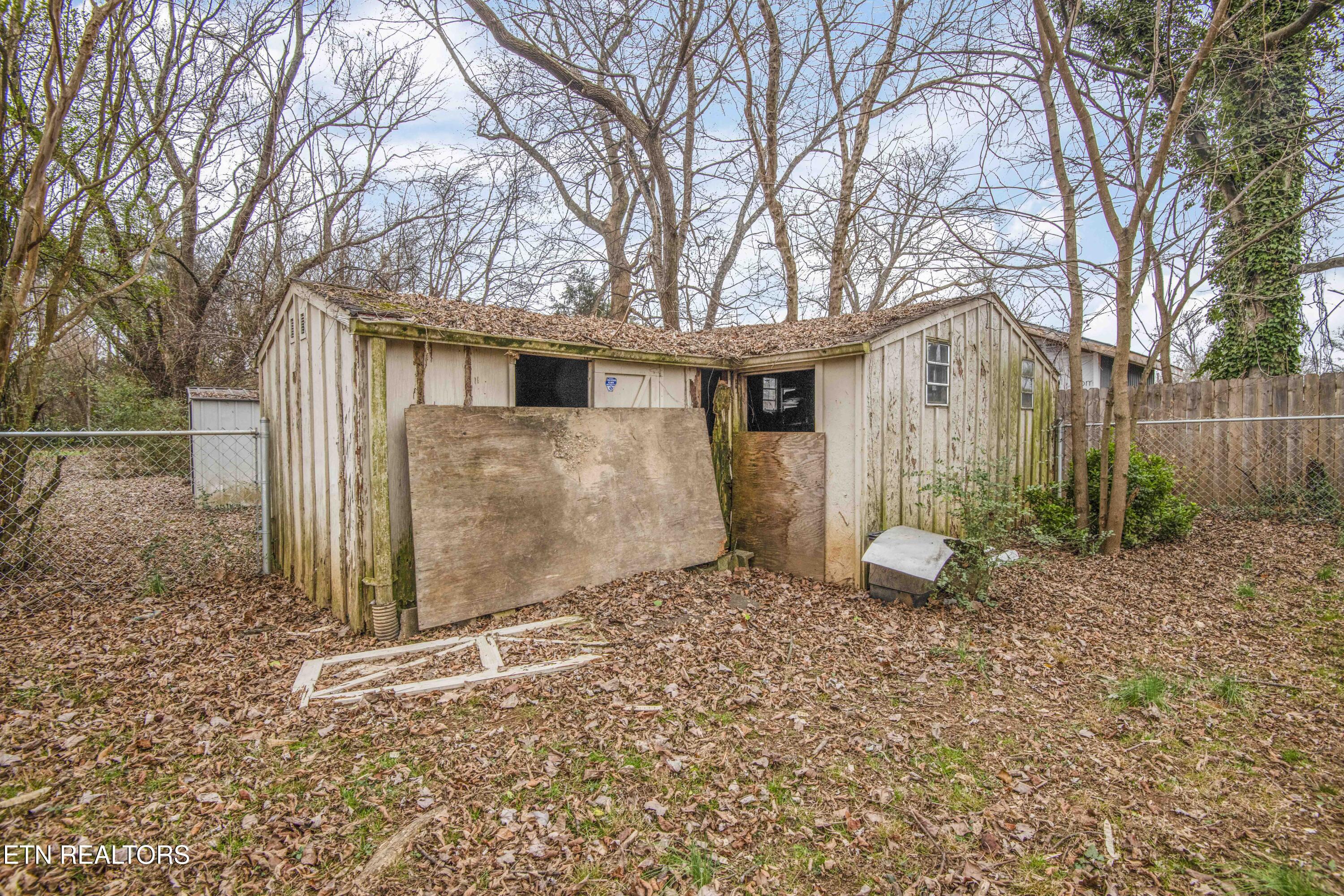209 N Laurel Circle Knoxville TN 37912