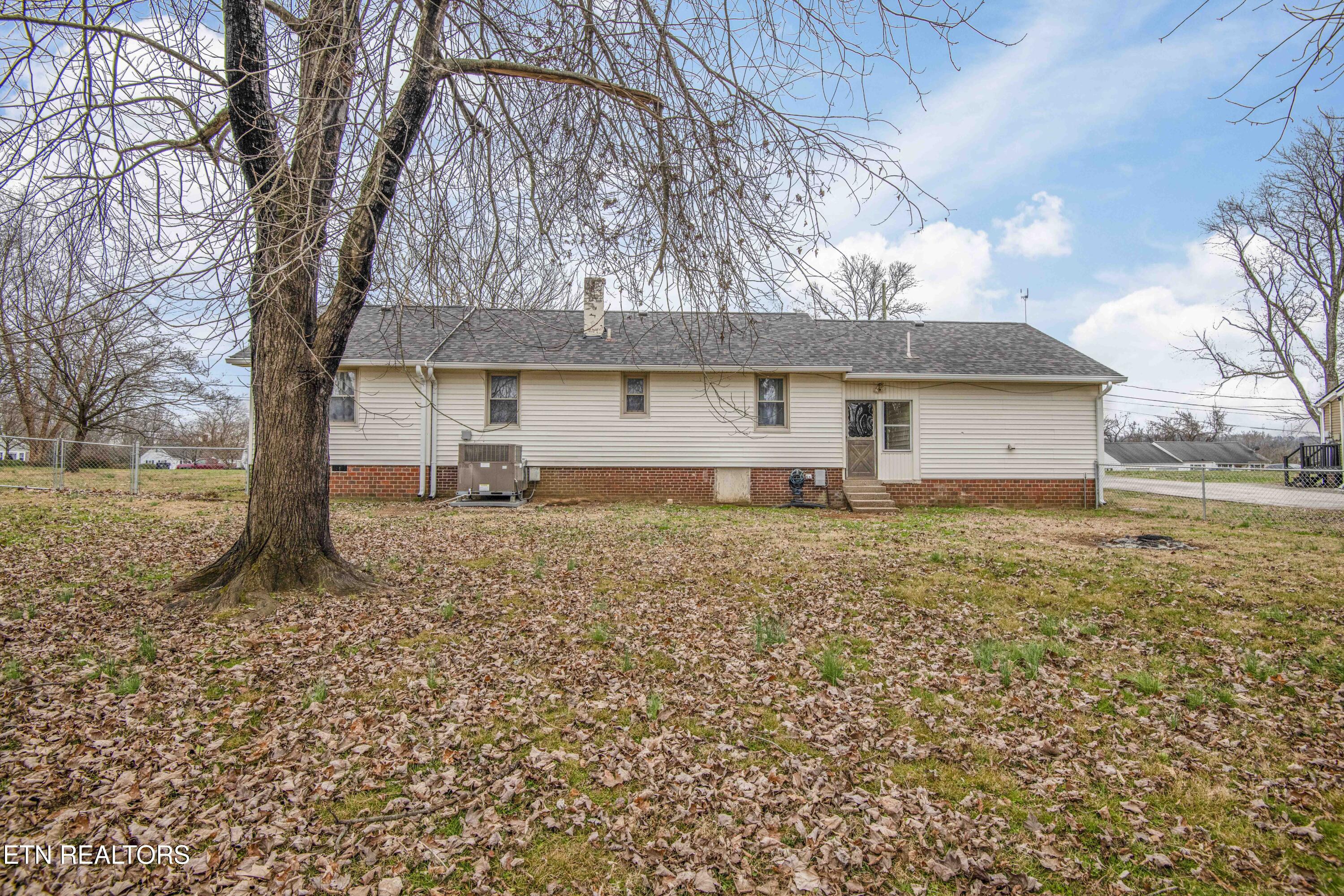 209 N Laurel Circle Knoxville TN 37912