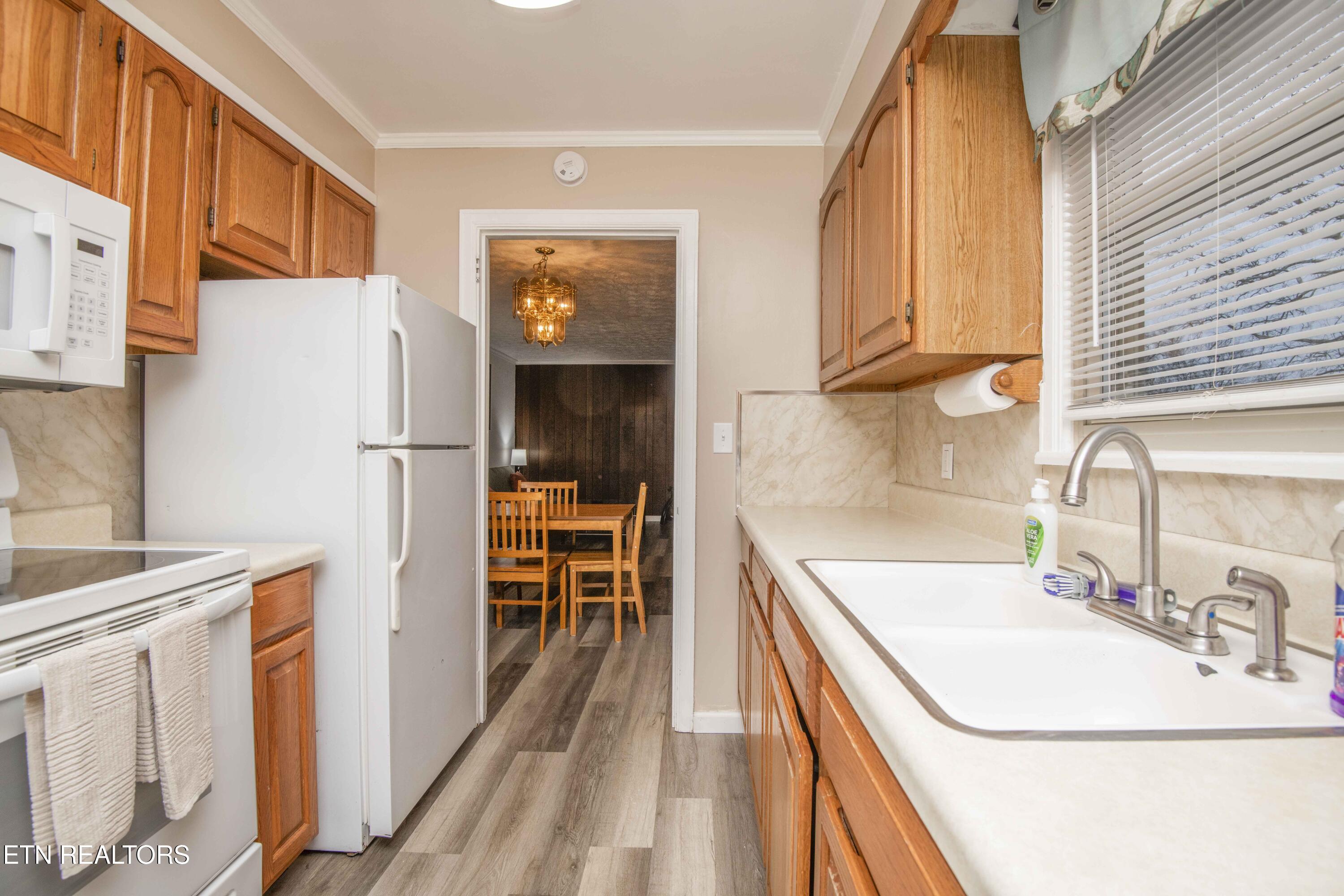 209 N Laurel Circle Knoxville TN 37912