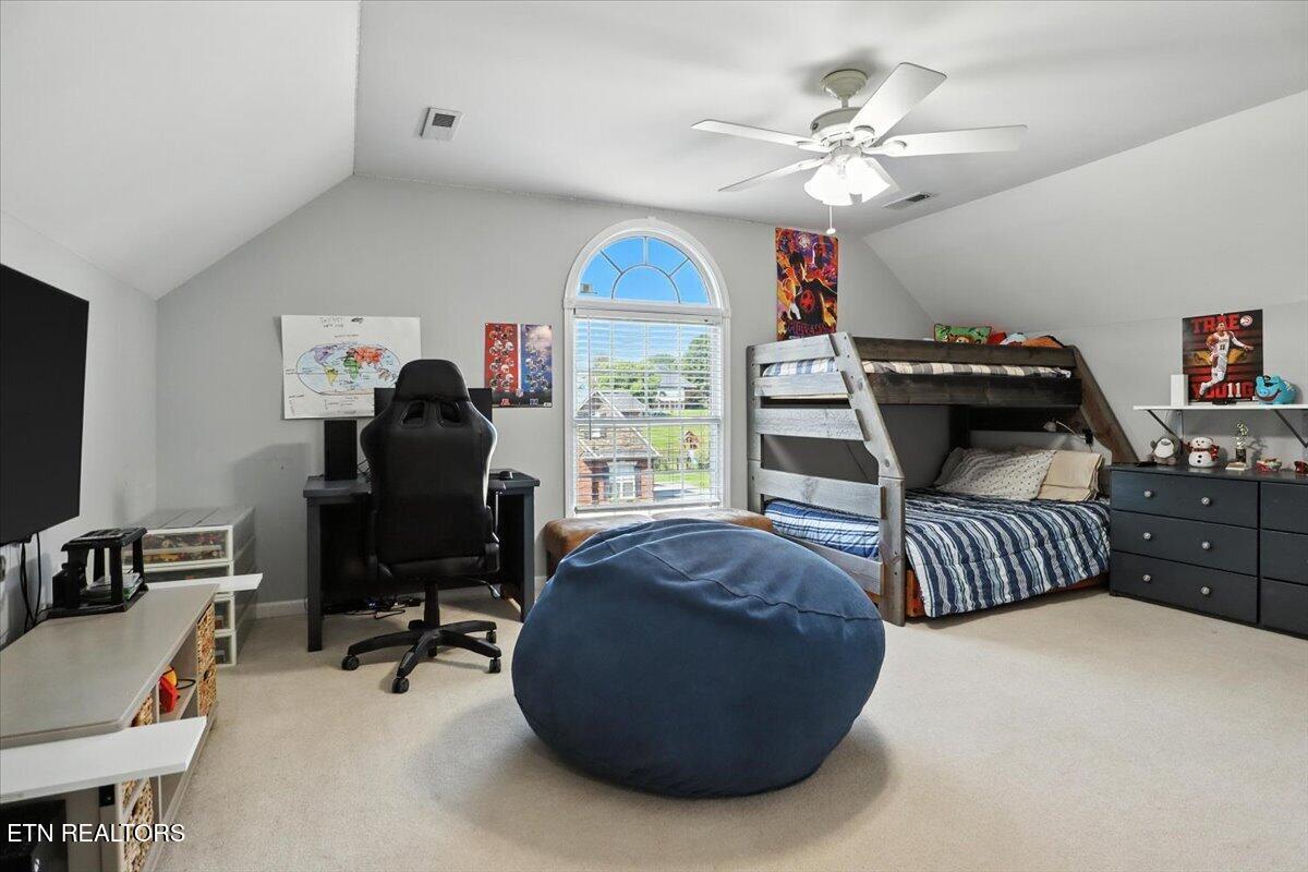 1712 Burnside Drive Maryville TN 37801