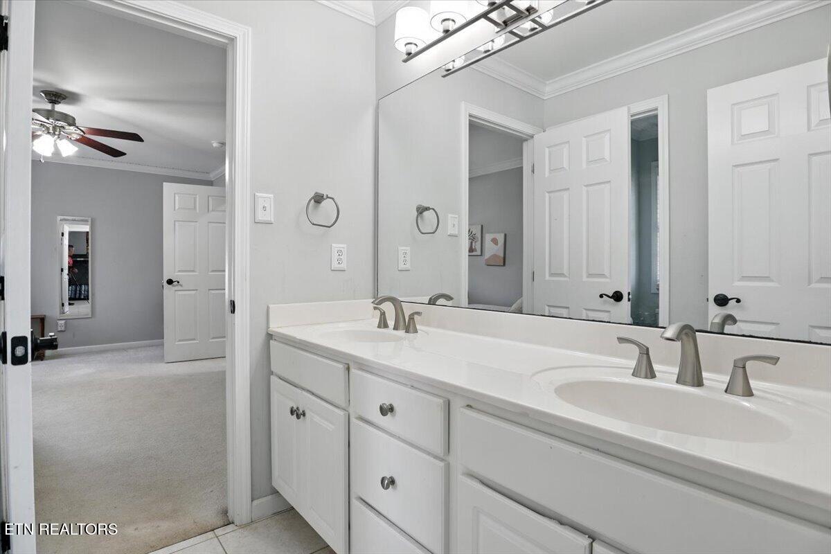 1712 Burnside Drive Maryville TN 37801