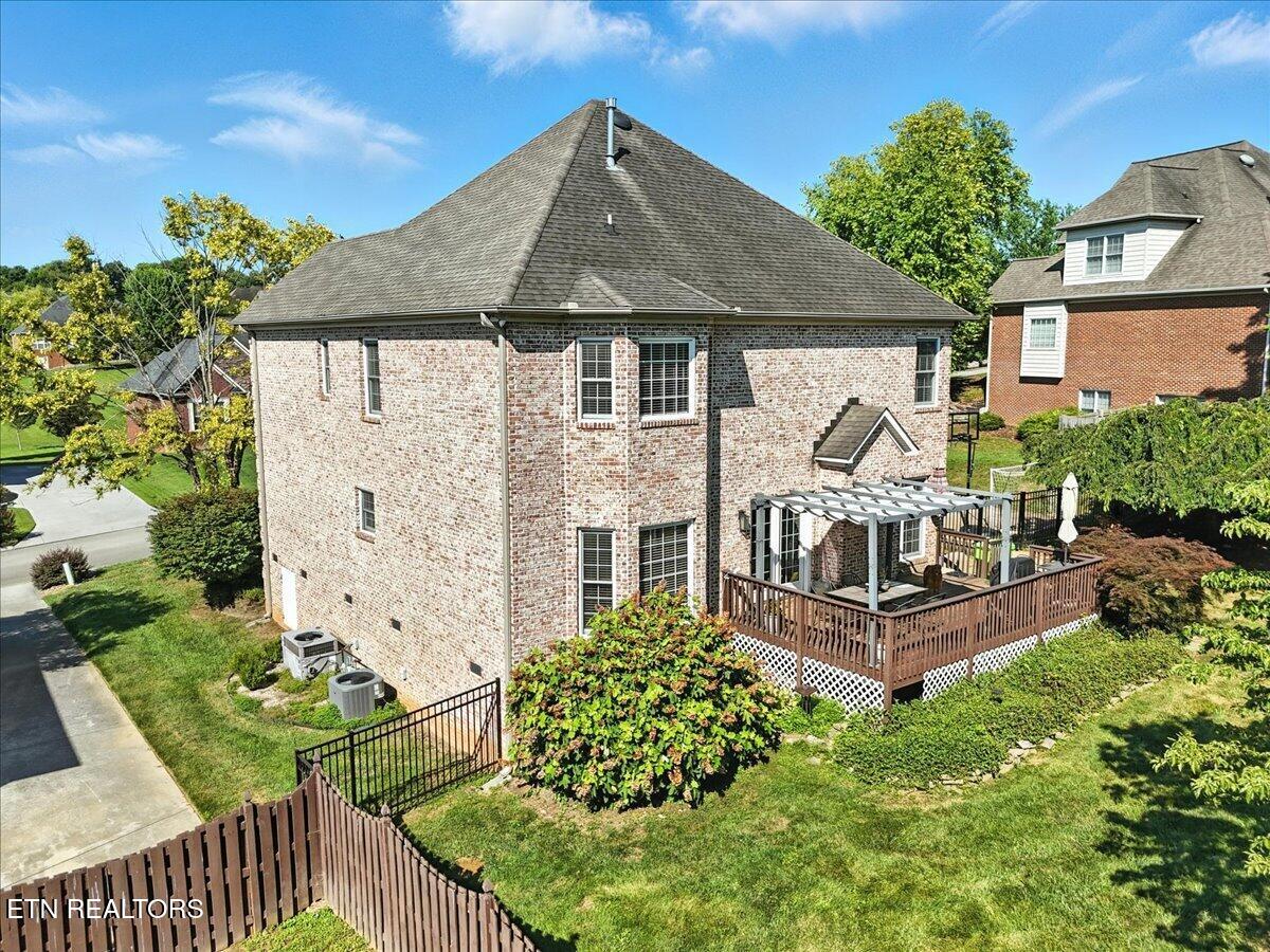 1712 Burnside Drive Maryville TN 37801