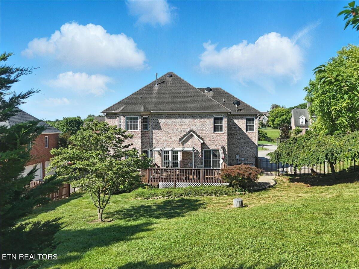 1712 Burnside Drive Maryville TN 37801