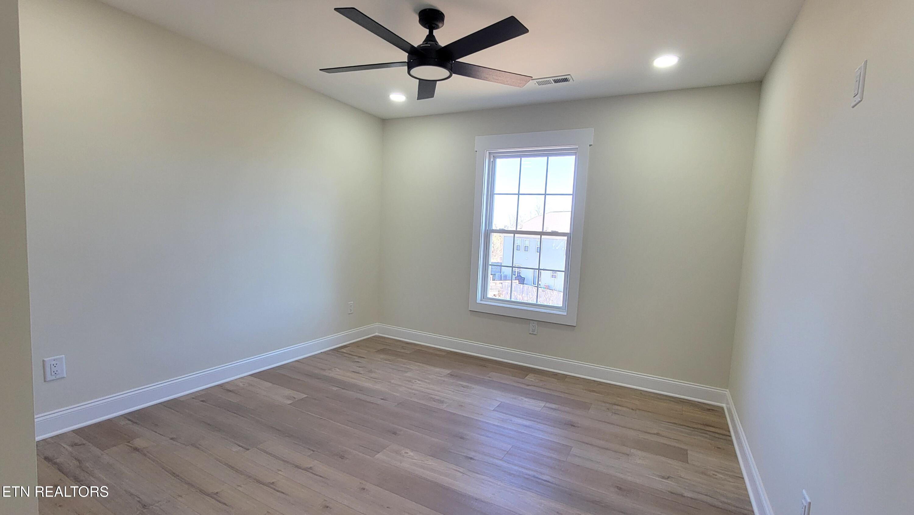 293 Sugar Maple Trail Lenoir City TN 37771