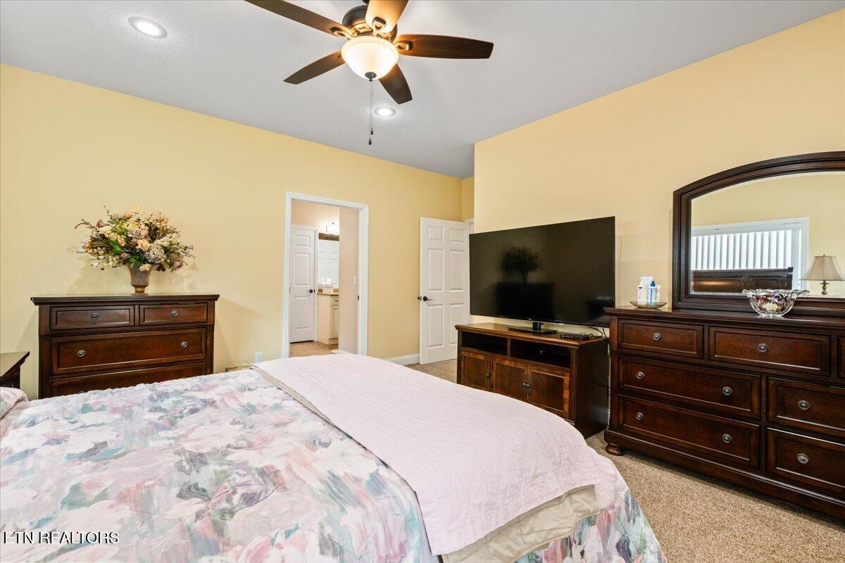 1380 E Norris Point Road Lafollette TN 37766