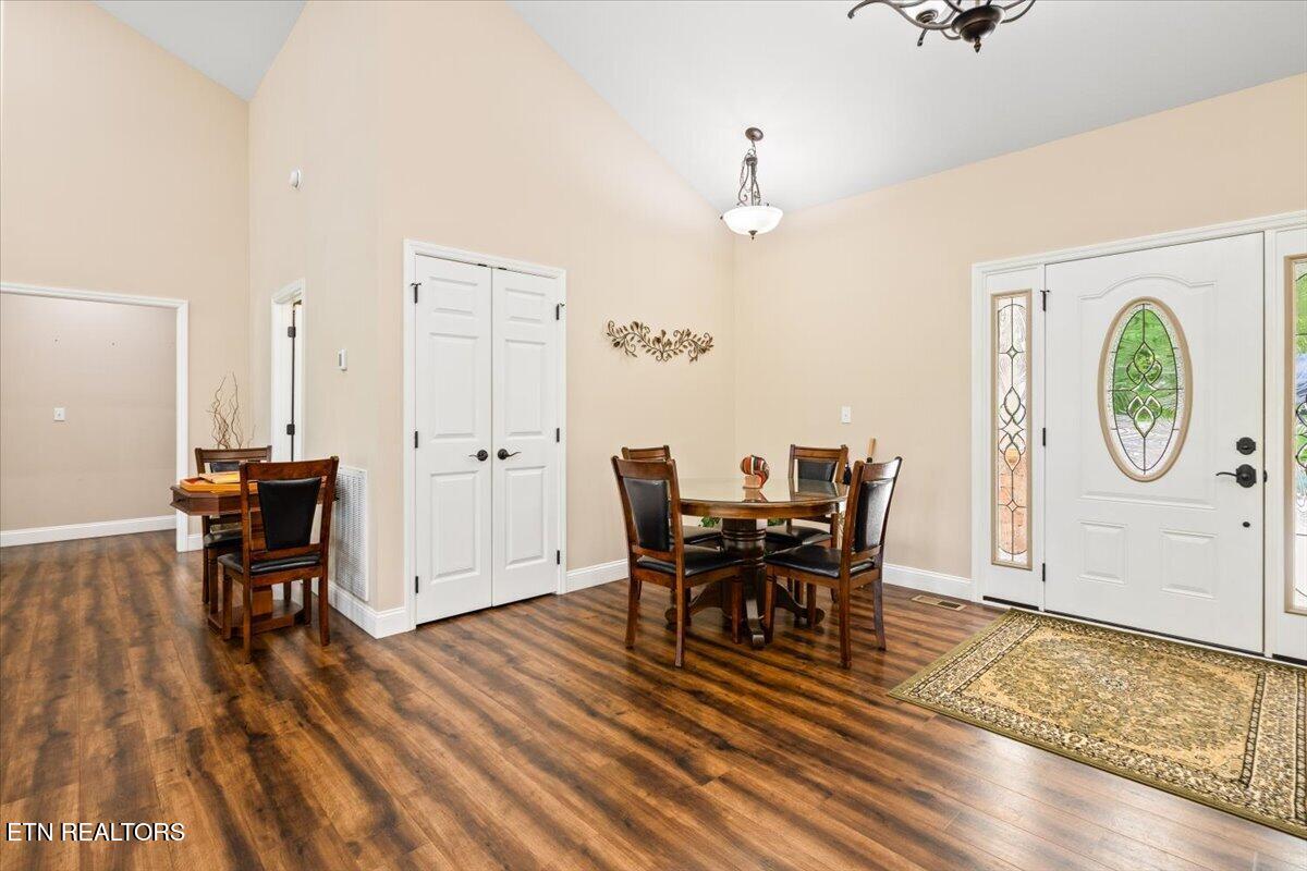 1380 E Norris Point Road Lafollette TN 37766