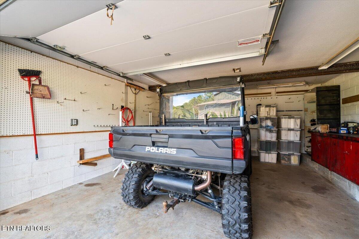 1380 E Norris Point Road Lafollette TN 37766