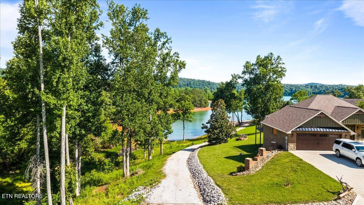 1380 E Norris Point Road Lafollette TN 37766