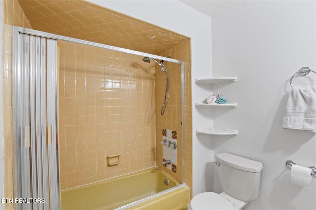 116 Oak Street Jacksboro TN 37757