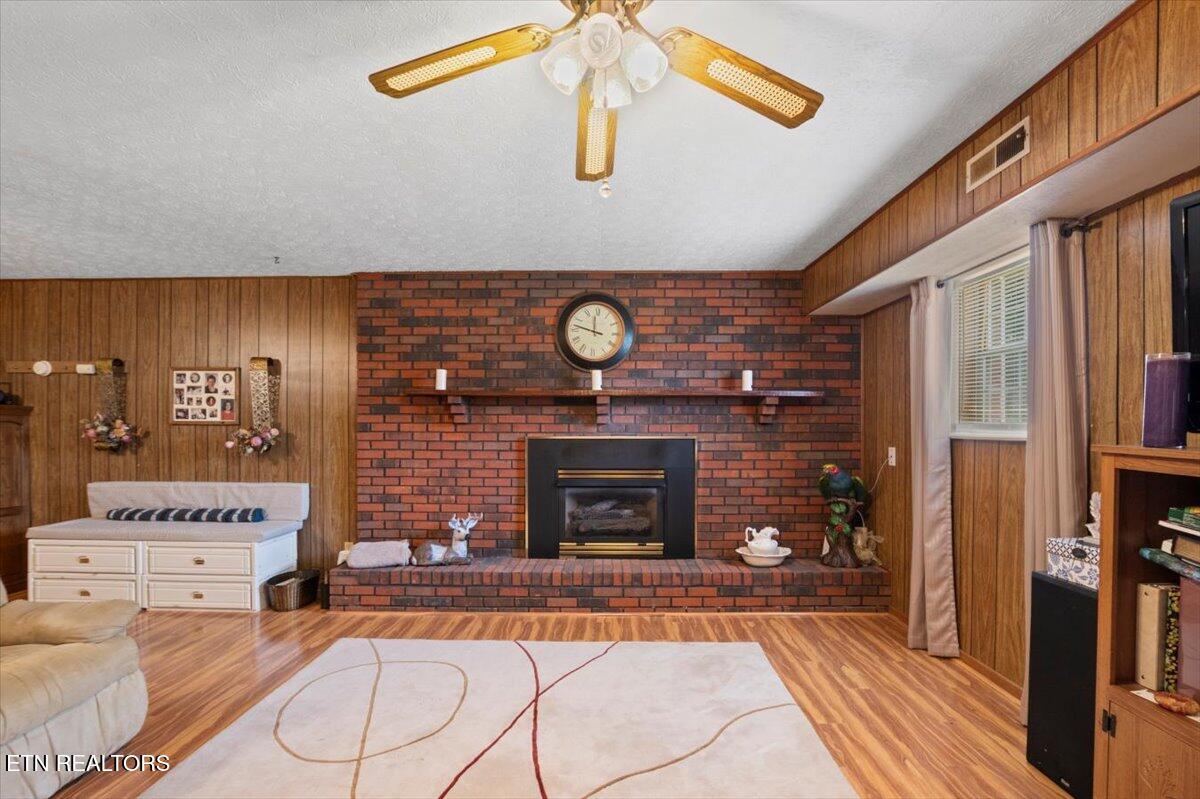 116 Oak Street Jacksboro TN 37757