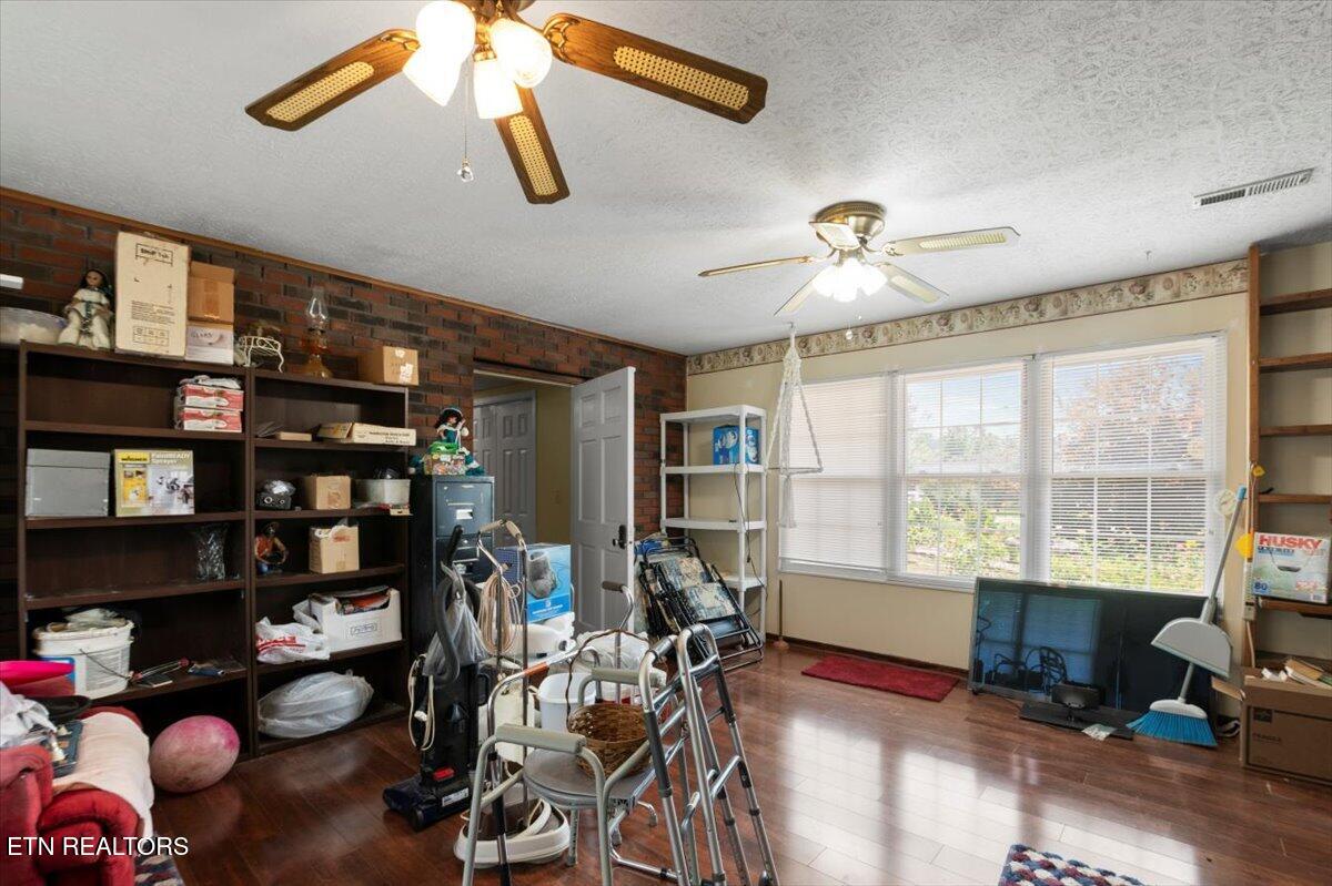 116 Oak Street Jacksboro TN 37757