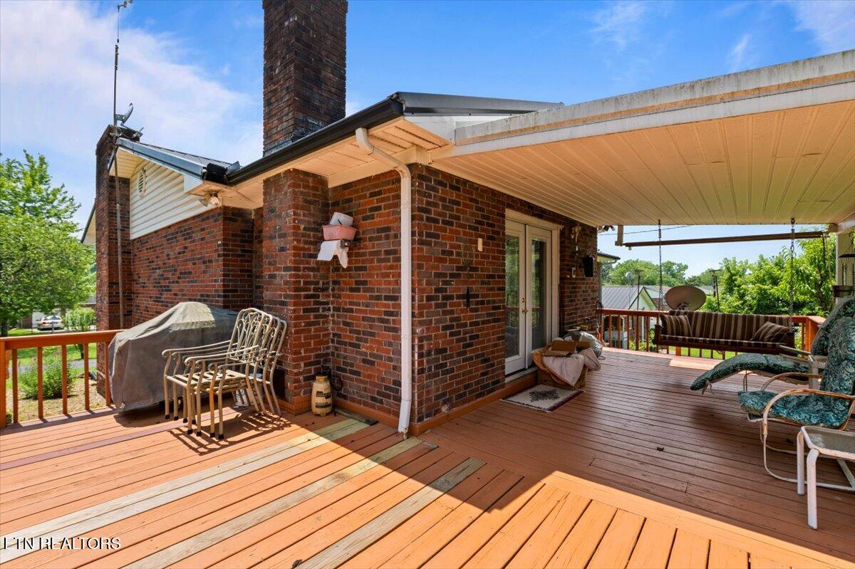 116 Oak Street Jacksboro TN 37757