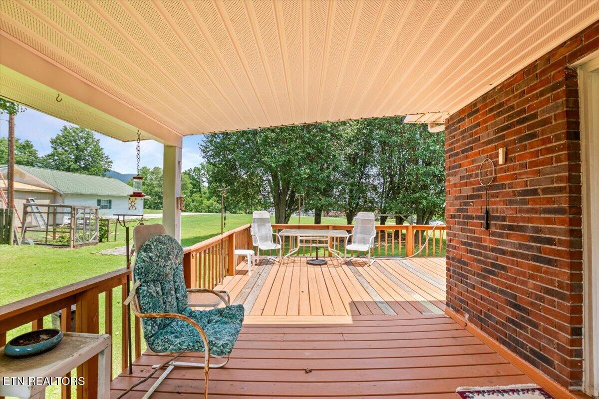 116 Oak Street Jacksboro TN 37757