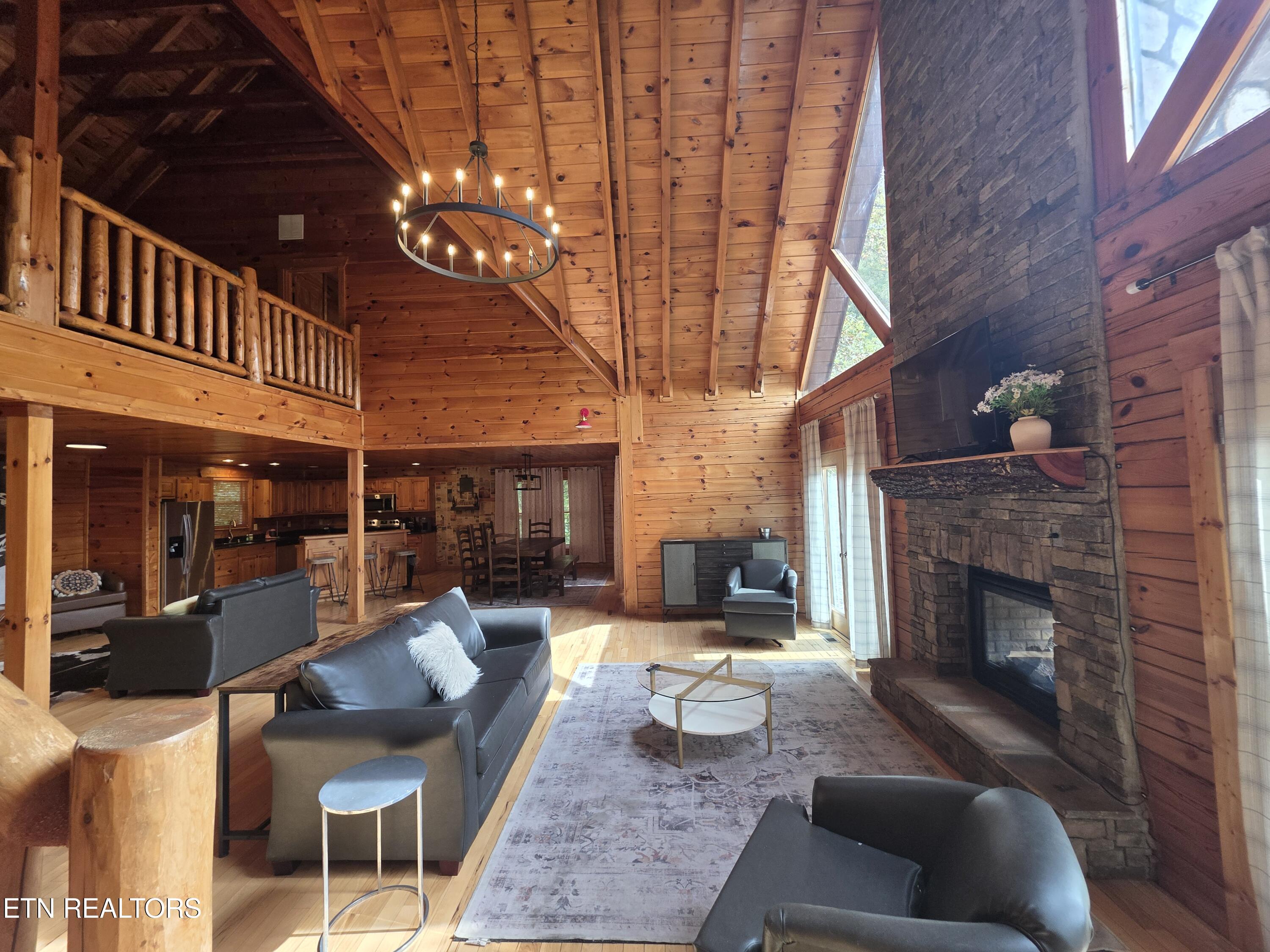 2336 Breezy Road Sevierville TN 37876
