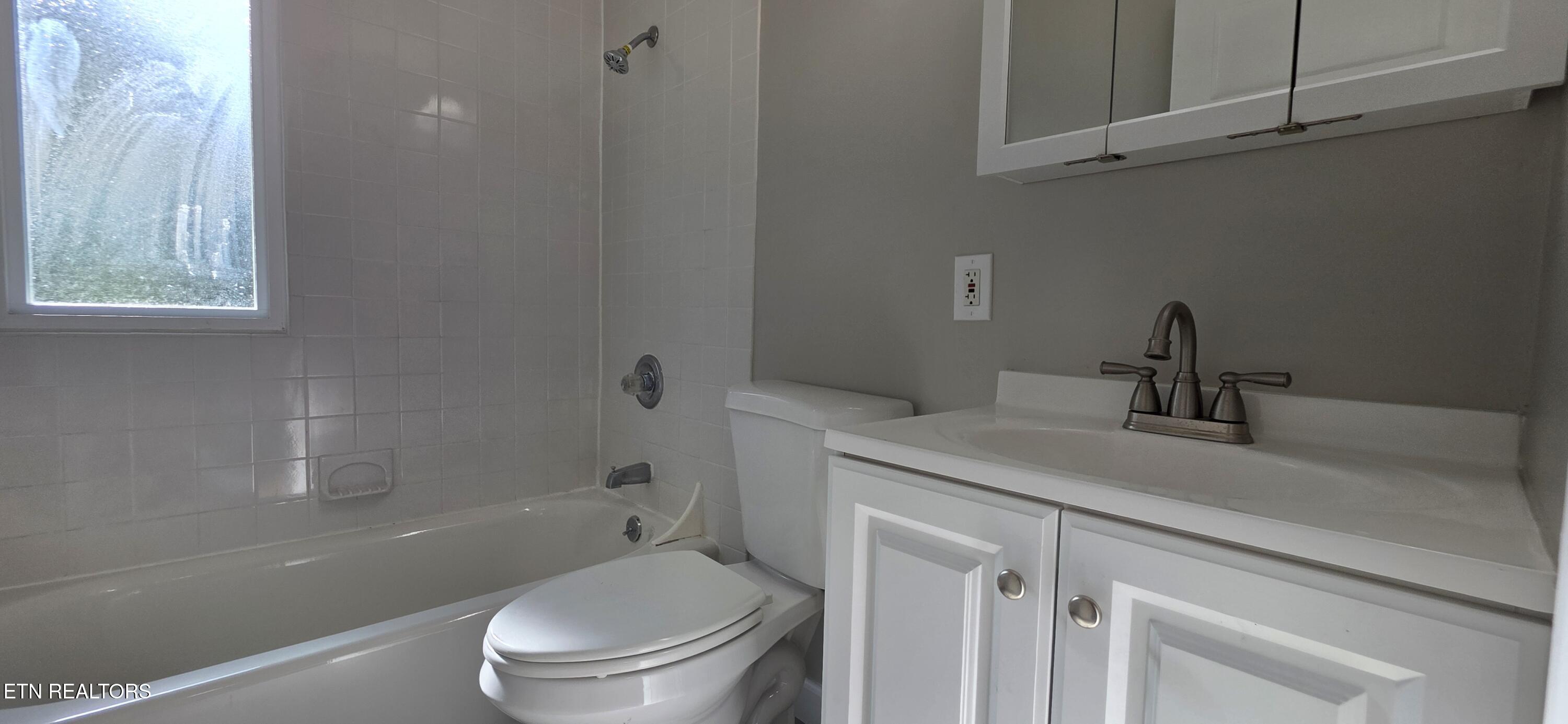 102 Underwood Road Oak Ridge TN 37830