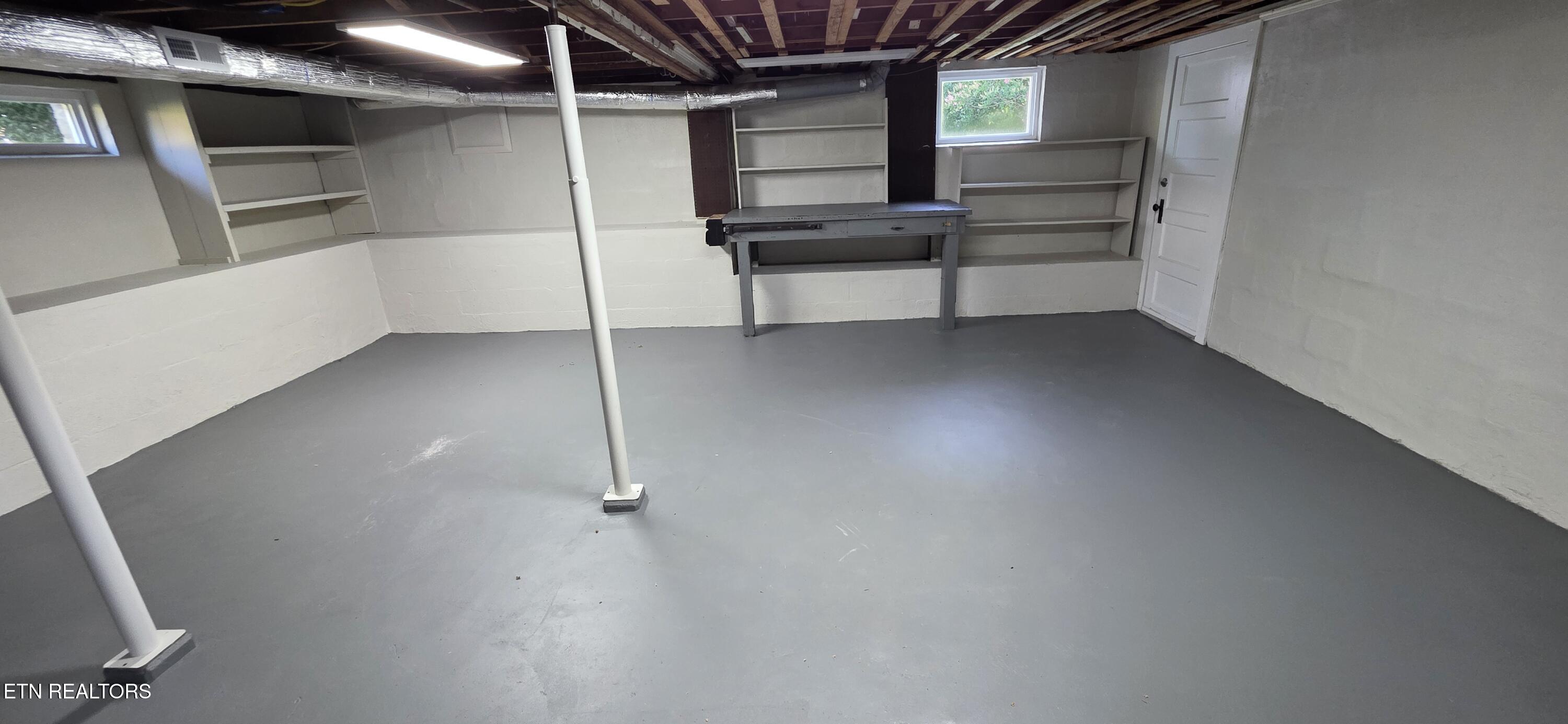 102 Underwood Road Oak Ridge TN 37830