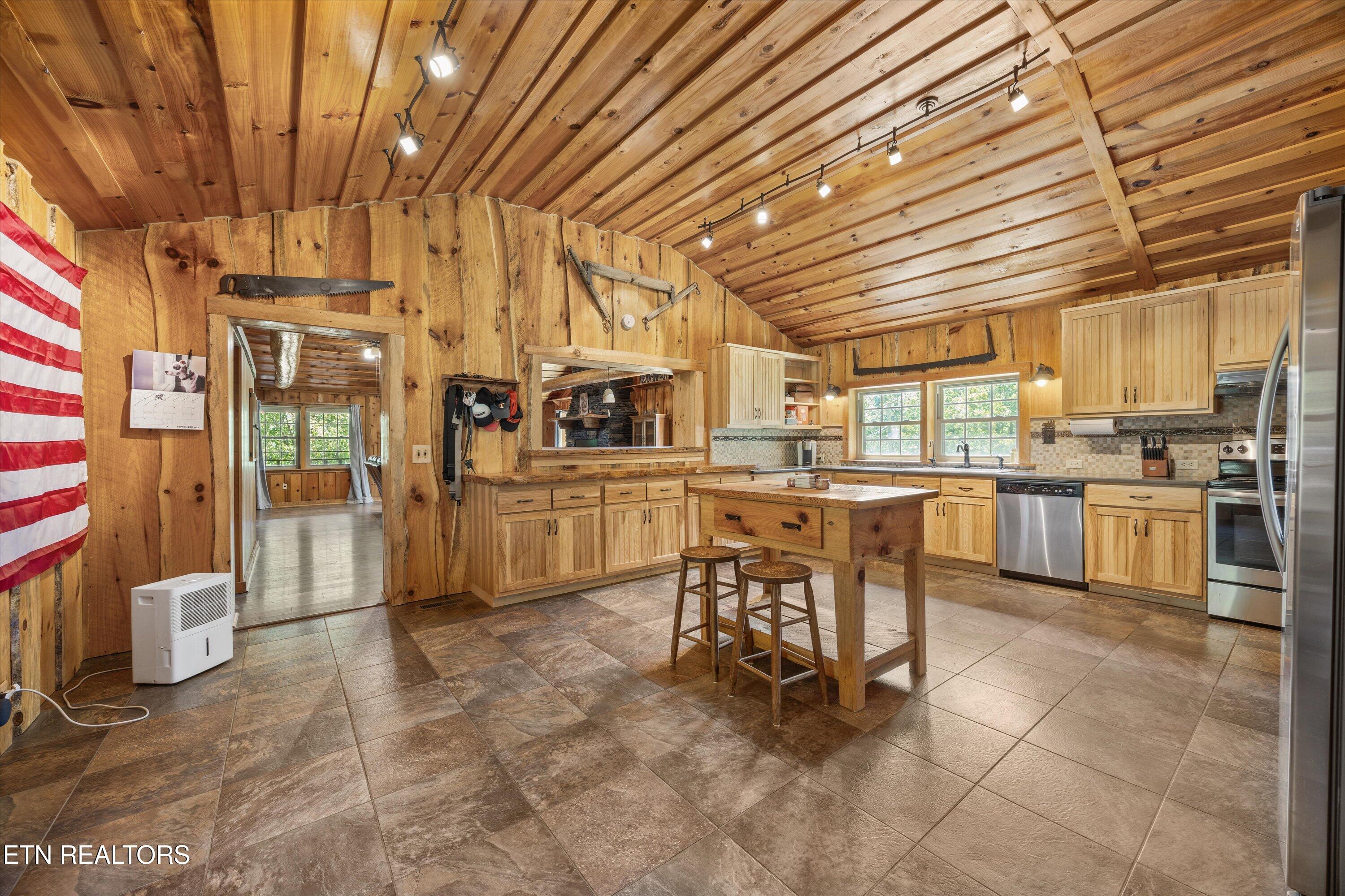 291 County Road 480 Englewood TN 37329