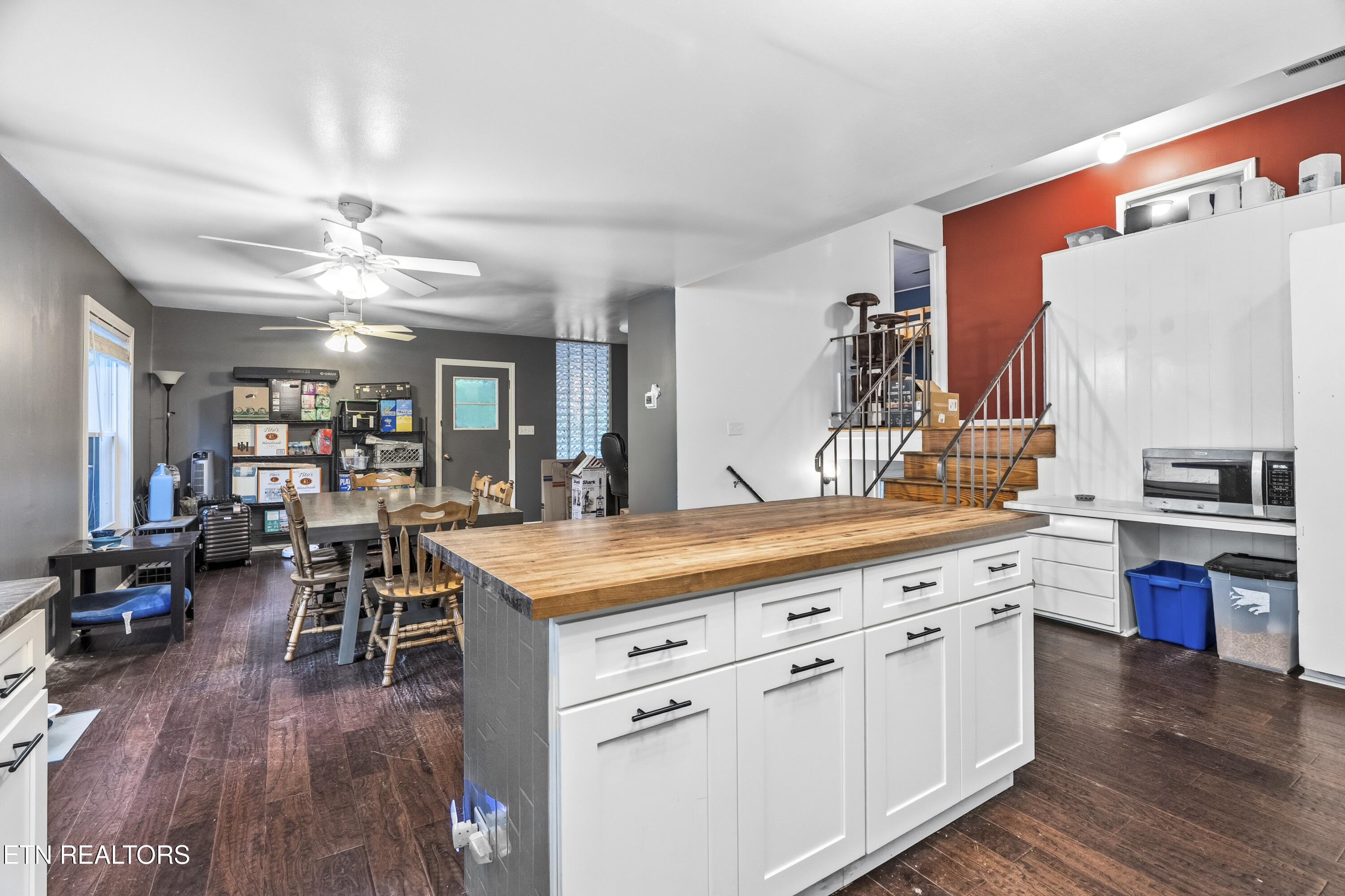 124 Orchard Circle Oak Ridge TN 37830