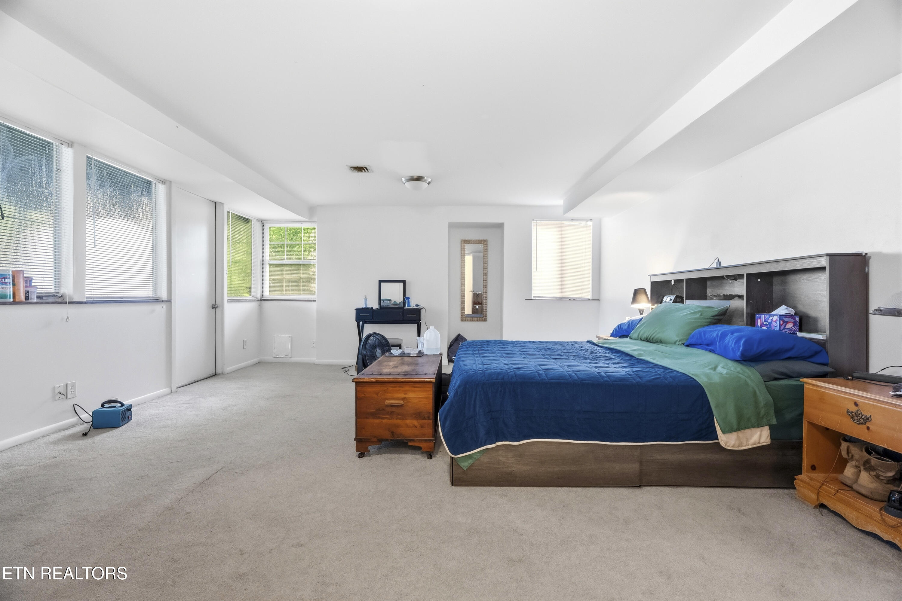 124 Orchard Circle Oak Ridge TN 37830