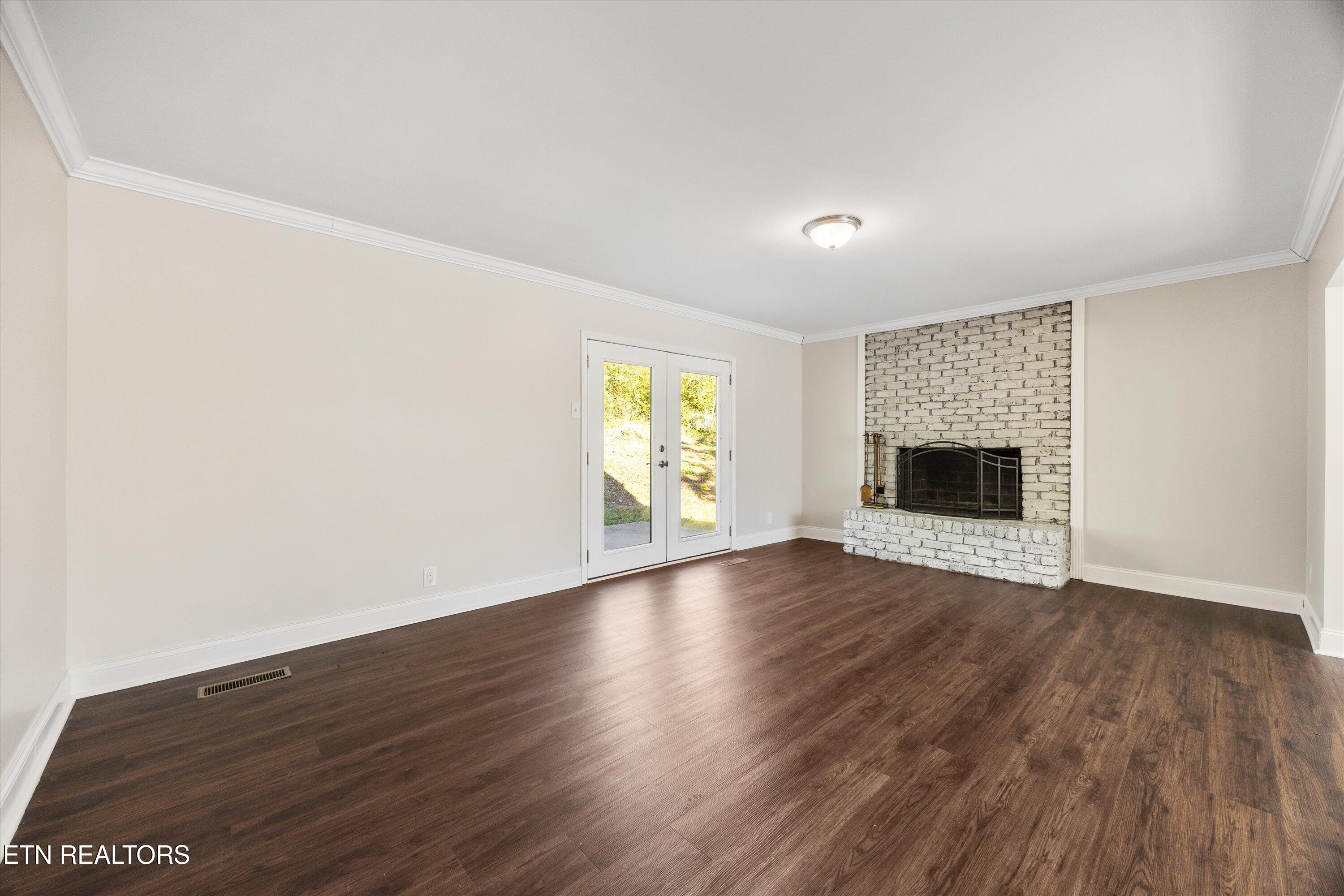 5413 NW Smoky Trail Knoxville TN 37909