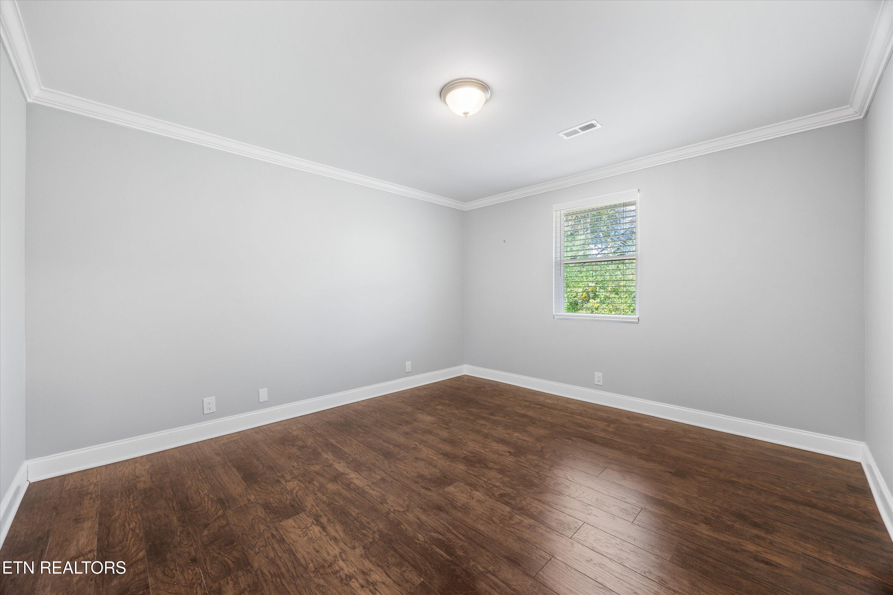 5413 NW Smoky Trail Knoxville TN 37909