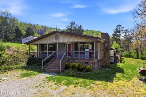 2381 Classic Way Powell TN 37849