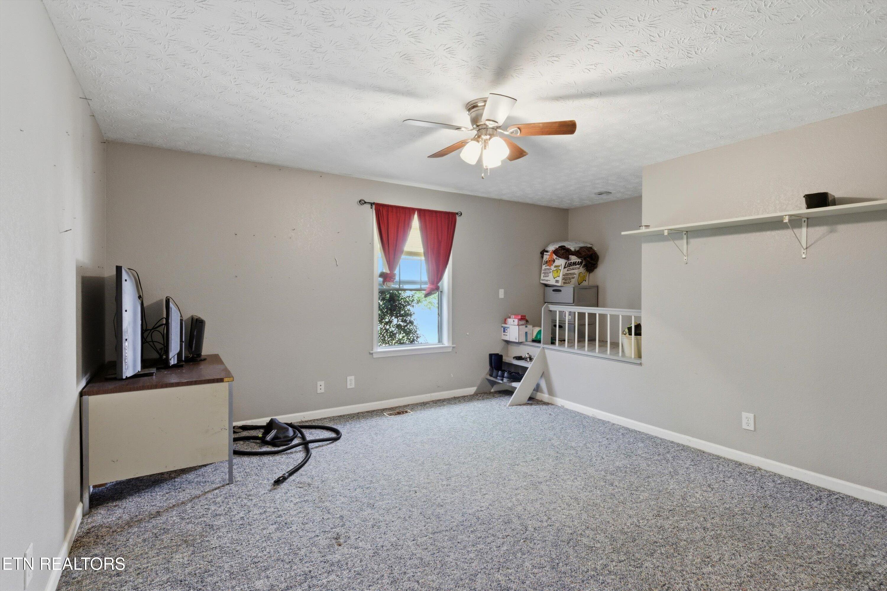 2381 Classic Way Powell TN 37849