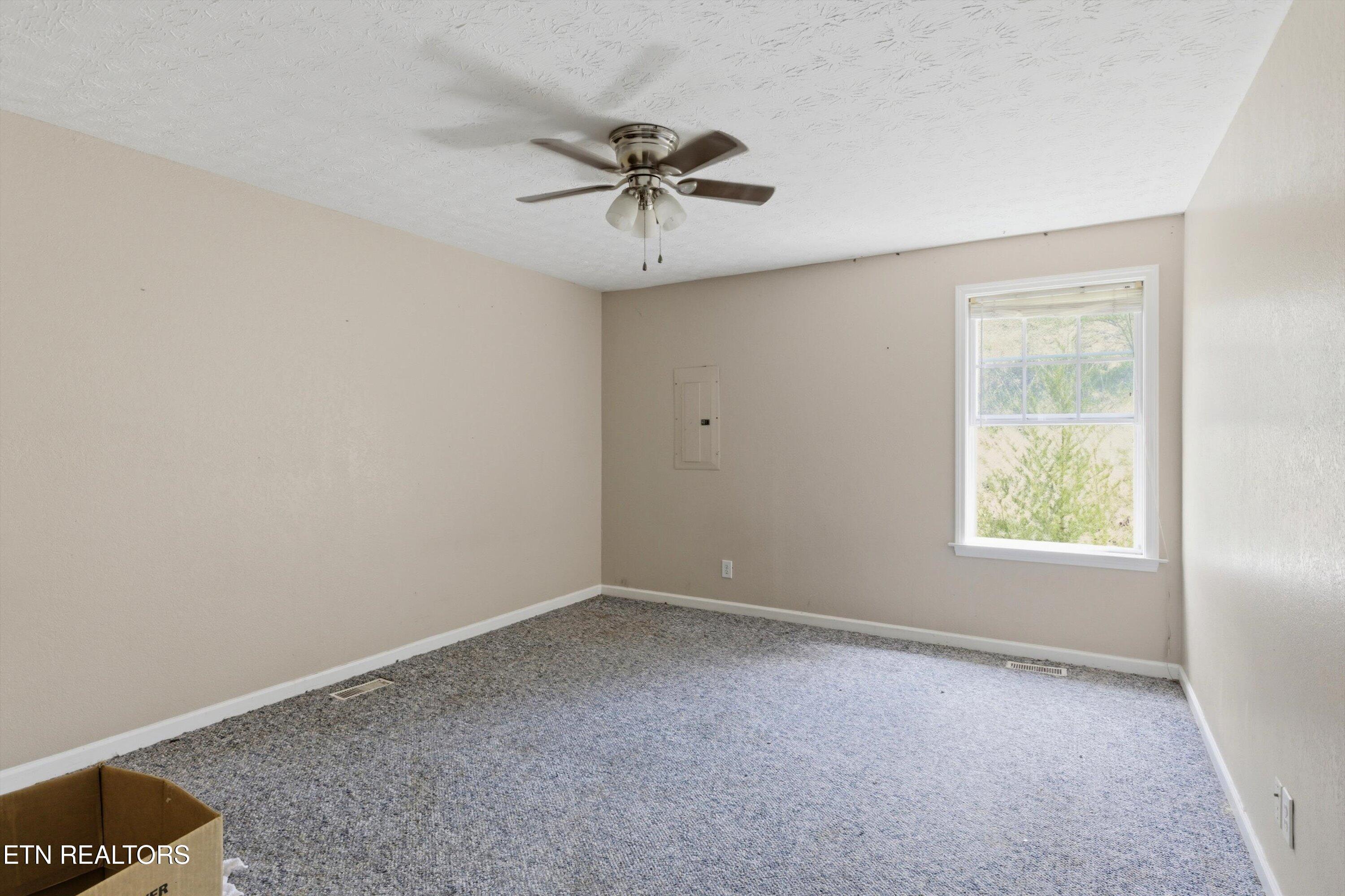 2381 Classic Way Powell TN 37849